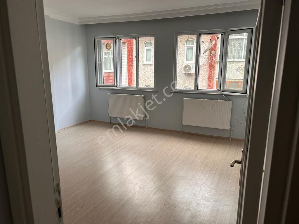 Zeytinburnu Beştelsiz Satılık Daire  İSTANBUL ZEYTİNBURNU BEŞTELSİZ`DE 76 M² TEMİZ DAAİRE