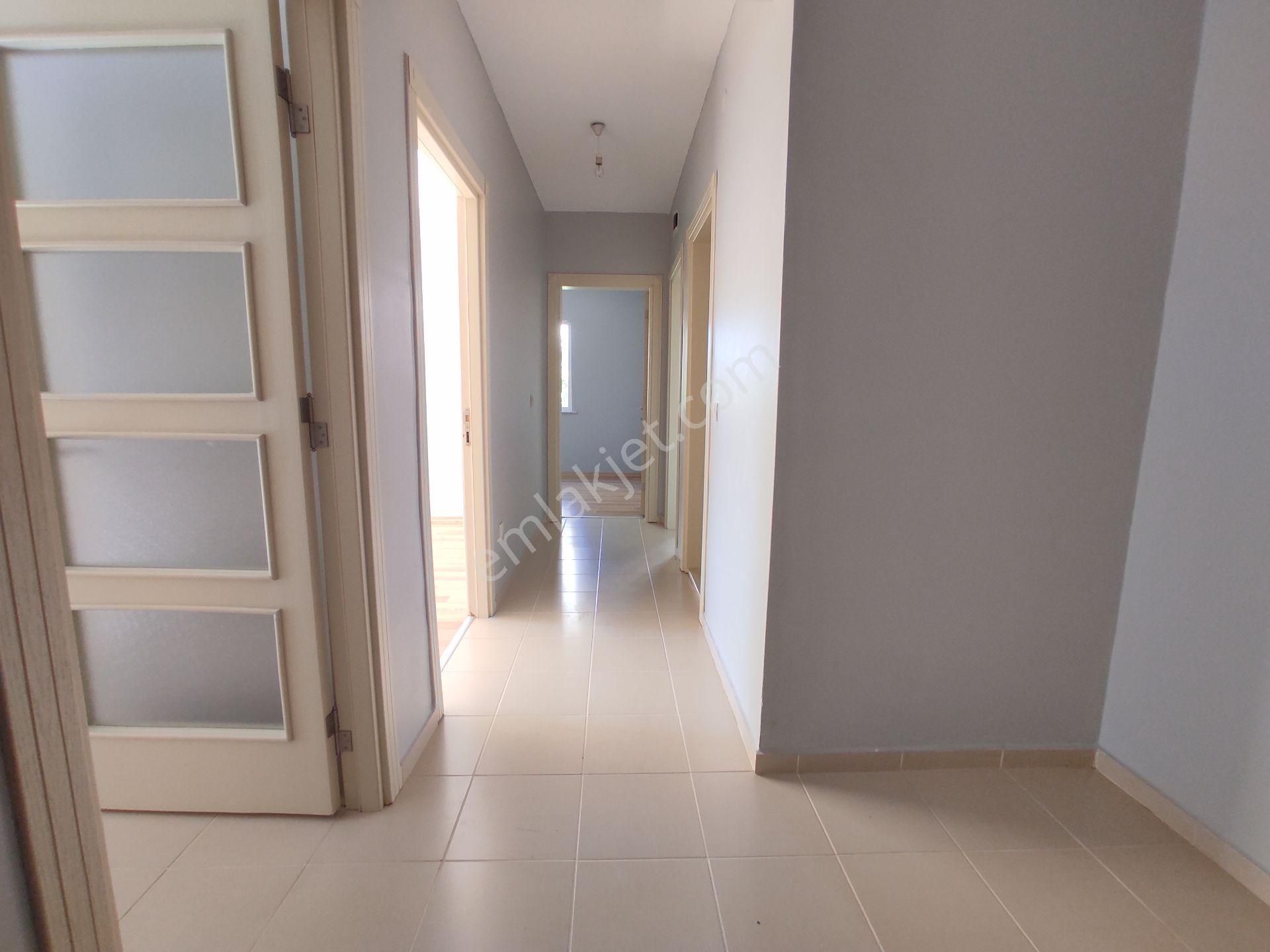 Başakşehir Kayabaşı Satılık Daire KAYAŞEHİR 5.BÖLGEDE 12.KAT ÜSTÜNDE DAİRE VAR 85M 2+1