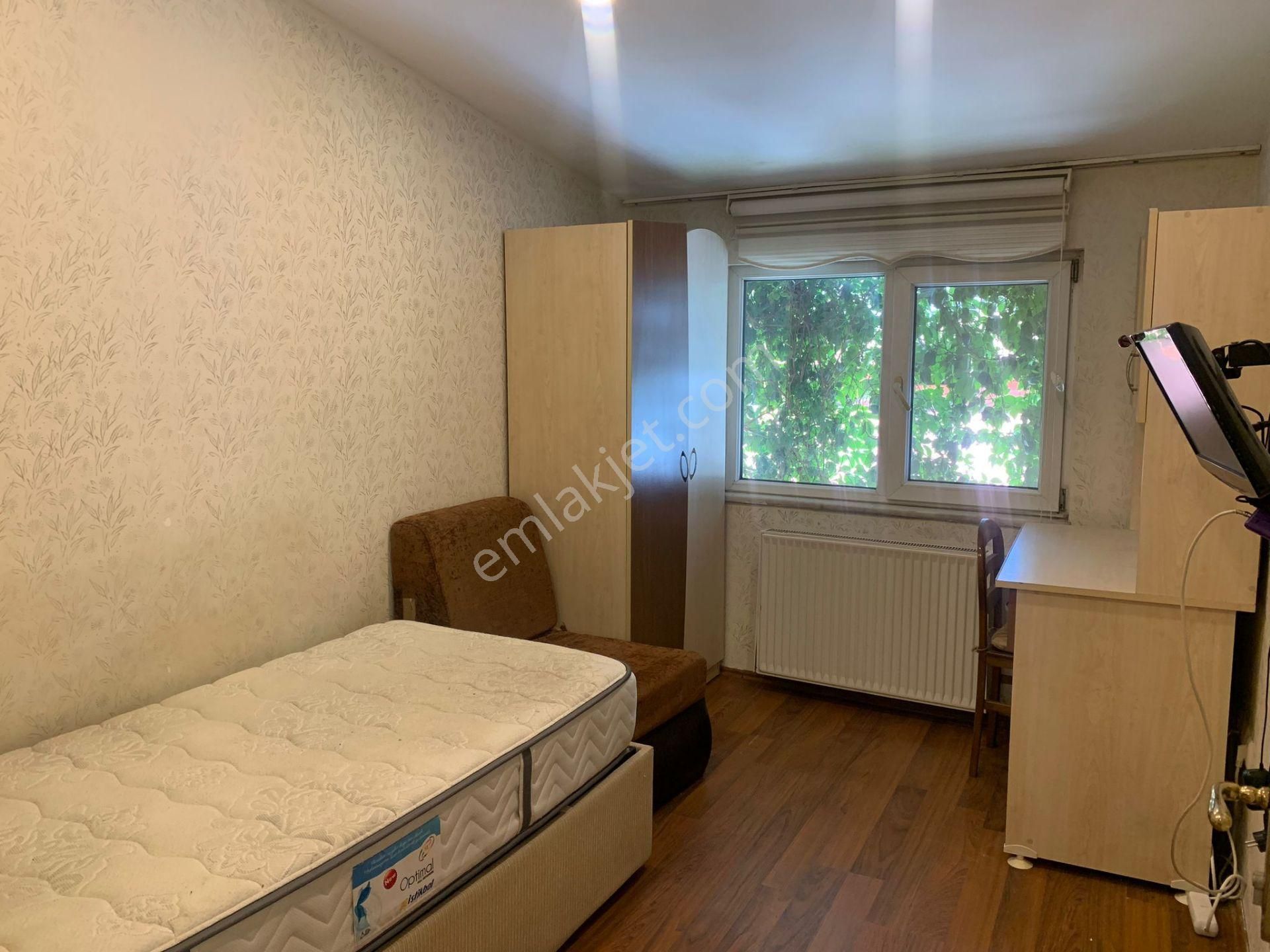 Odunpazarı İstiklal Kiralık Daire 2 ÖĞRENCİNİN RAHATLIKLA KALABİLECEĞİ 1+1 DAİRE