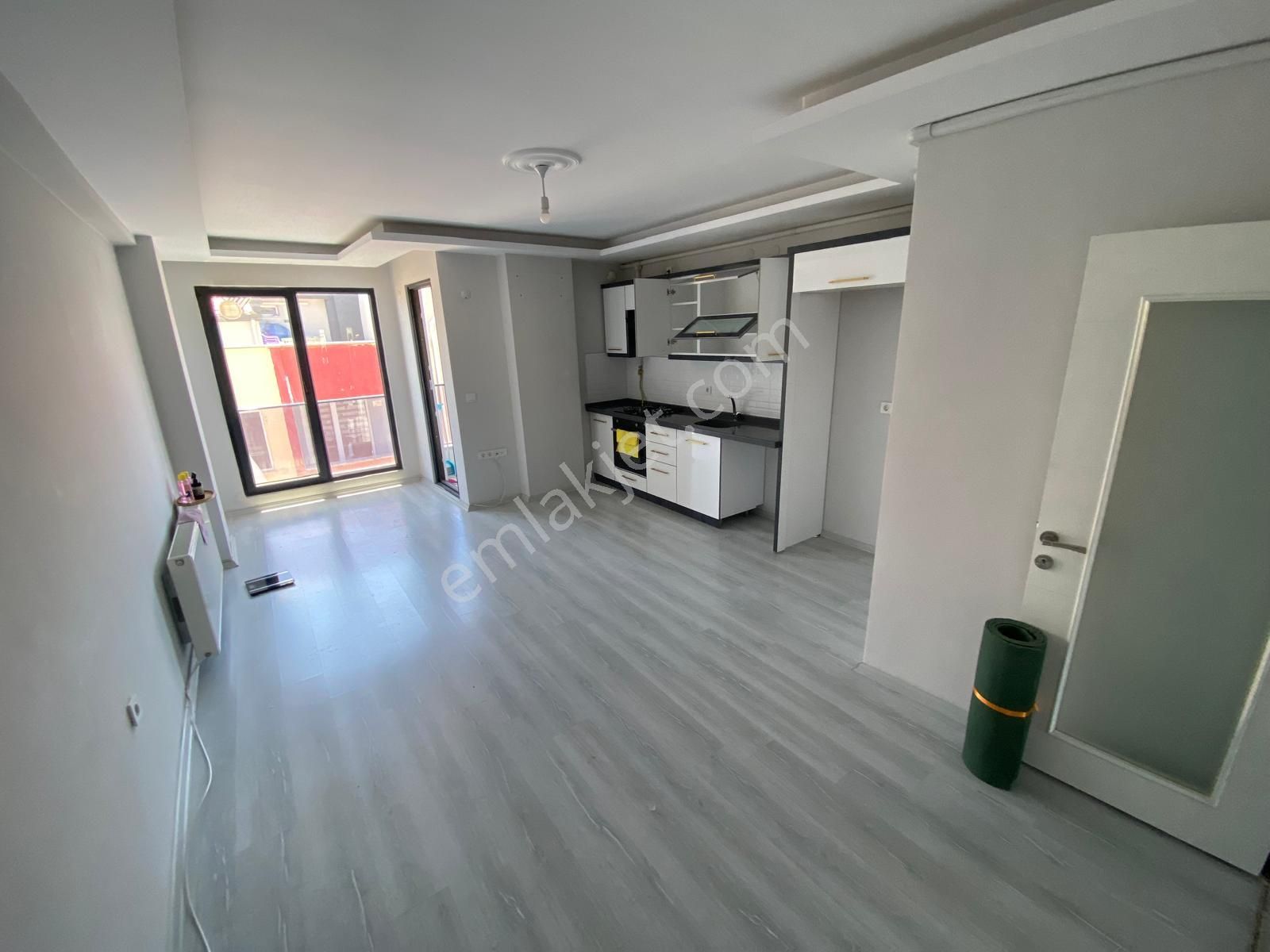 Edremit Gazi İlyas Satılık Daire  BALIKESİR EDREMİT TE SATILIK 1+1 DAİRE