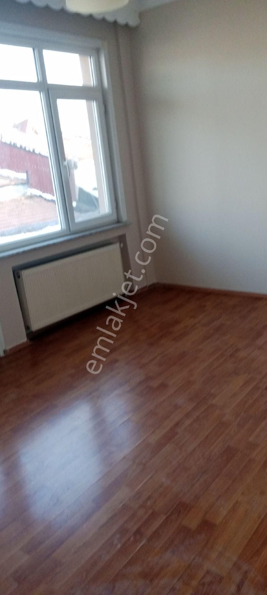 Şişli Bozkurt Kiralık Daire KİRALIK ŞİŞLİ BOZKURT MAH BAYSUNGUR SK DOĞAL GAZLI TEMİZ DAİRE 2+1 