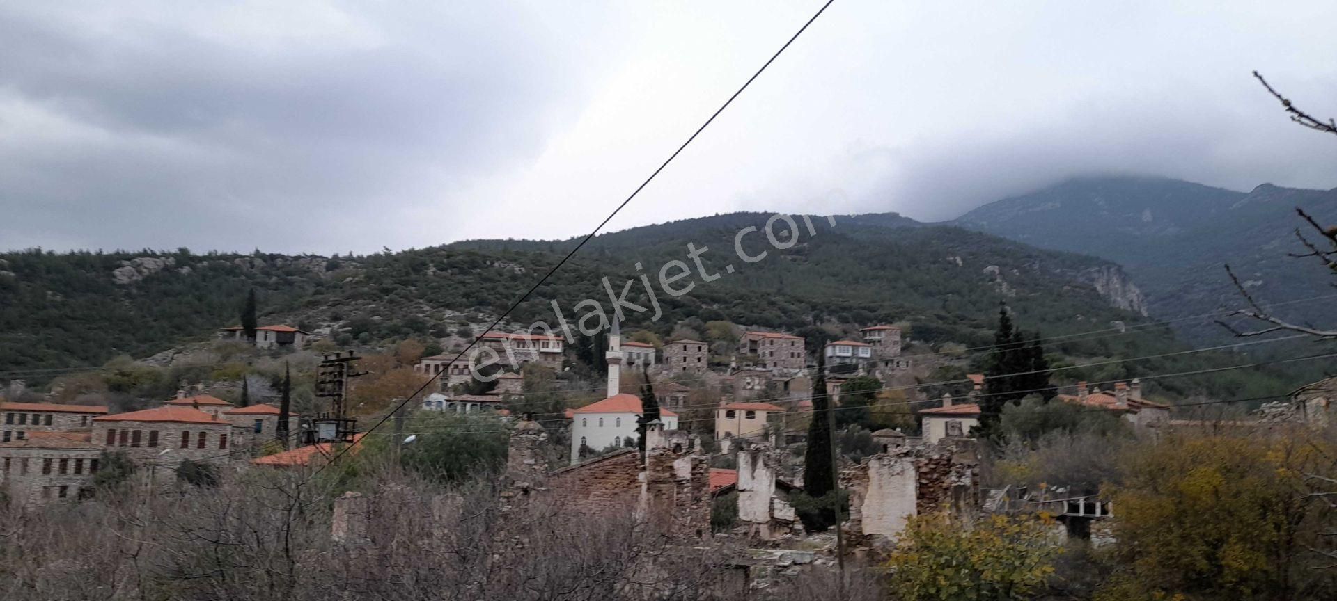 Eski Doğanbey'de Satılık Avlulu Taş Ev ( Harabe ) - Görsel 9