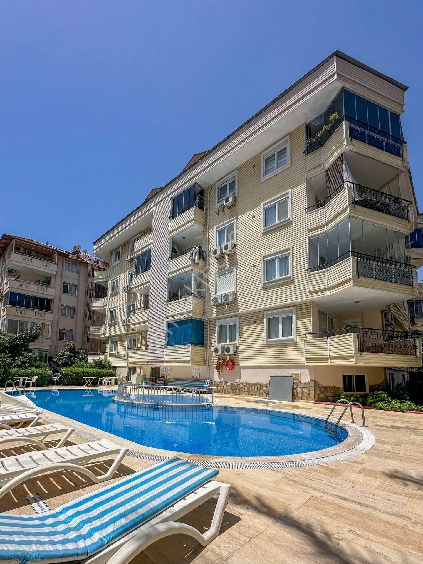 Alanya Cumhuriyet Satılık Daire  ALANYA-Cumhuriyet / Satılık 4+1 Dublex Daire / ZÜMRÜT 2 APARTMANI