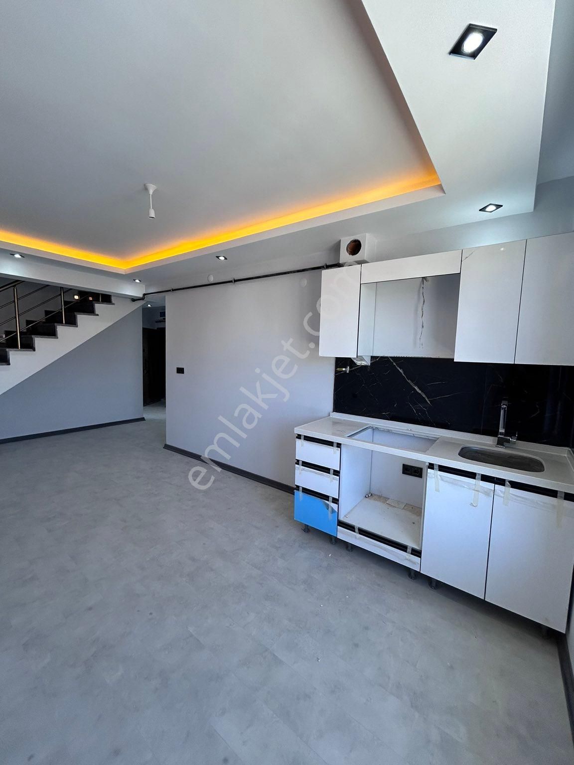 Tepebaşı Çamlıca Satılık Daire  ÇAMLICA MH. BEHÇET NEC. CADDESİ YAKINI DUBLEX-180 M2