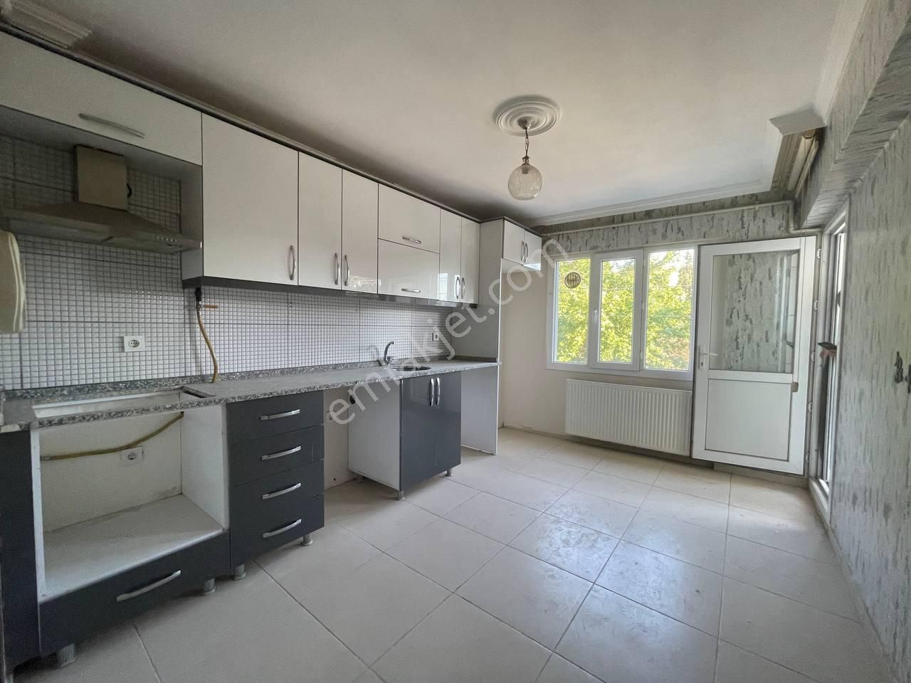 Fi̇nans group gayri̇menkulden selvi̇li̇tepe mahallesi̇nde 2+1 ki̇ralik dai̇re