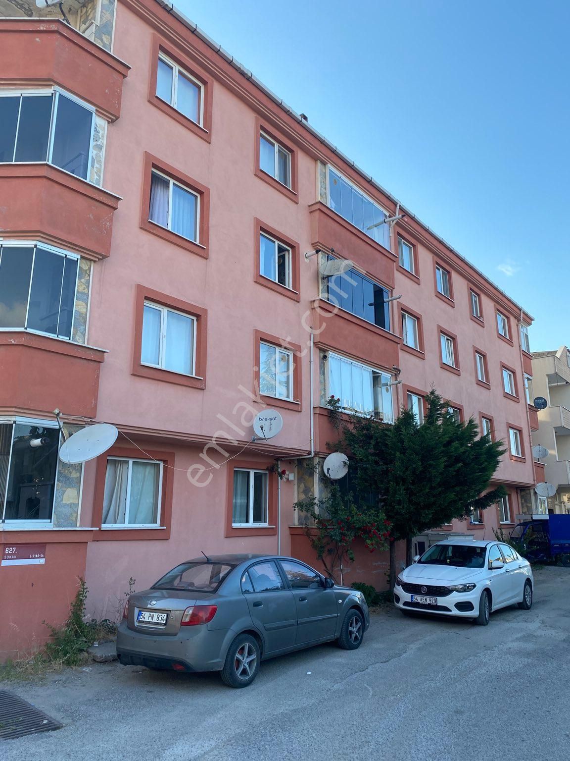 Karasu İncilli Satılık Daire ÇARŞI MERKEZDE KARASUDA SATILIK DAİRE