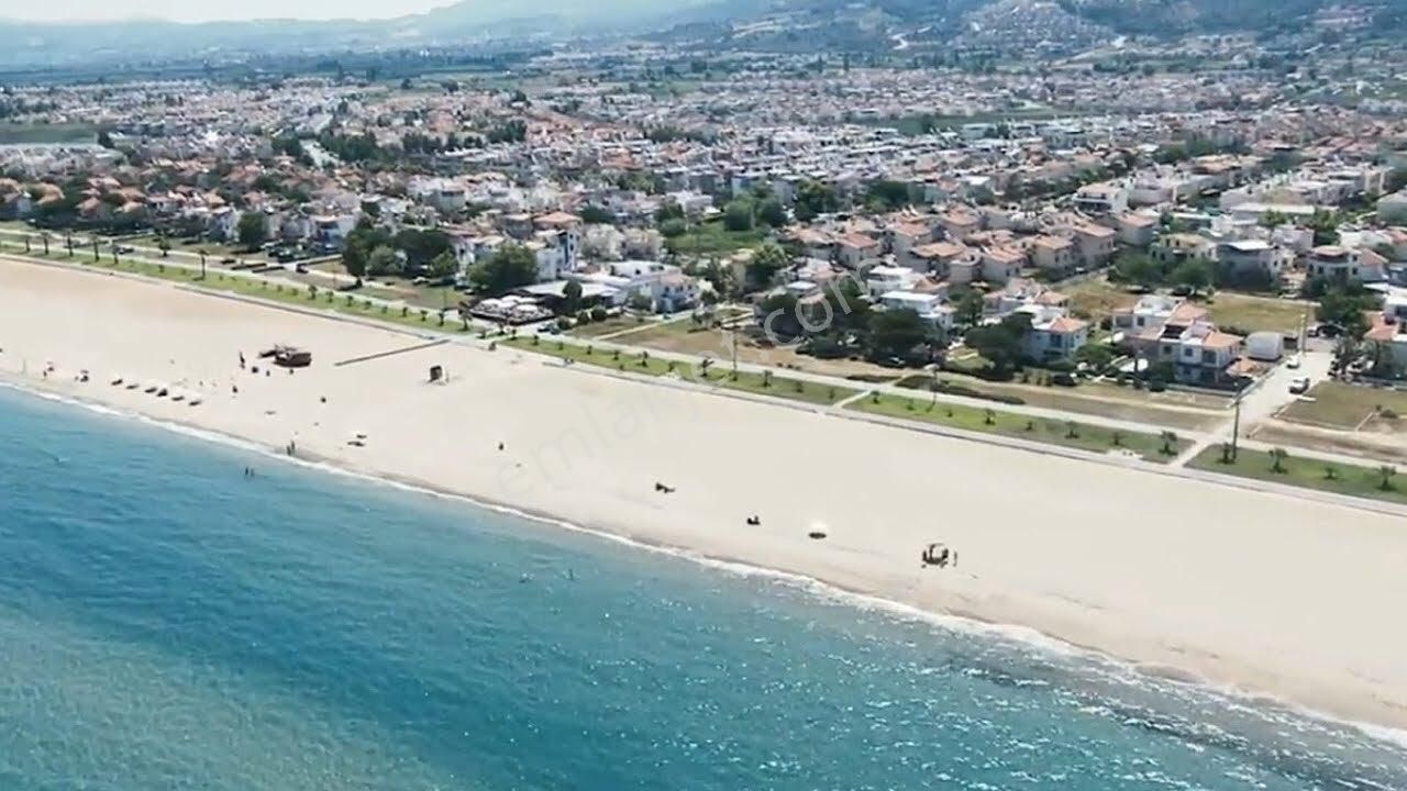 Kuşadası Davutlar Kiralık Villa Davutlarda sahile 100 metre mesafede aylık kiralık villa