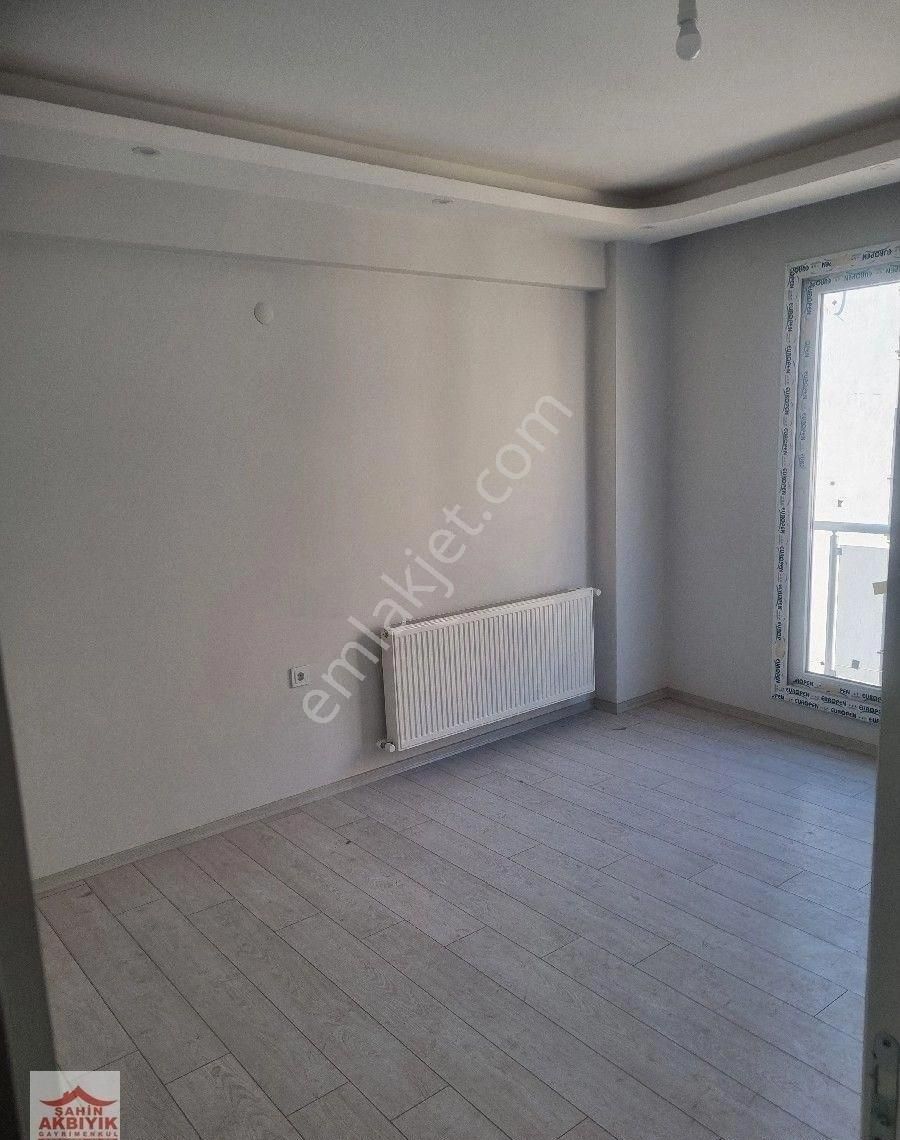 Bayraklı Çiçek Satılık Daire BAYRAKLI SEVGİYOLU YAKINI 2+1 80 M2 SIFIR BİNA