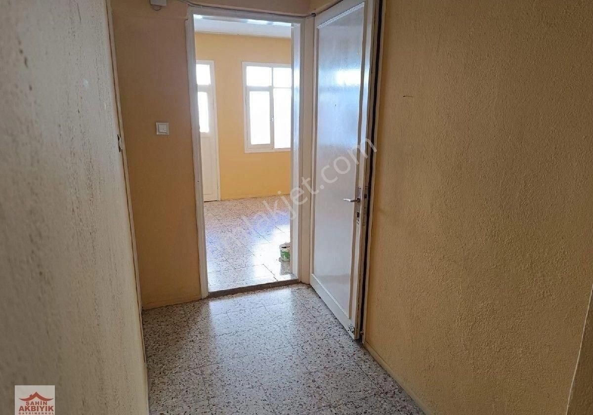 Bayraklı Adalet Kiralık Daire BAYRAKLI ADALET MAH. ADLİYE YAKINI 3+1 120 M2 2.Kat