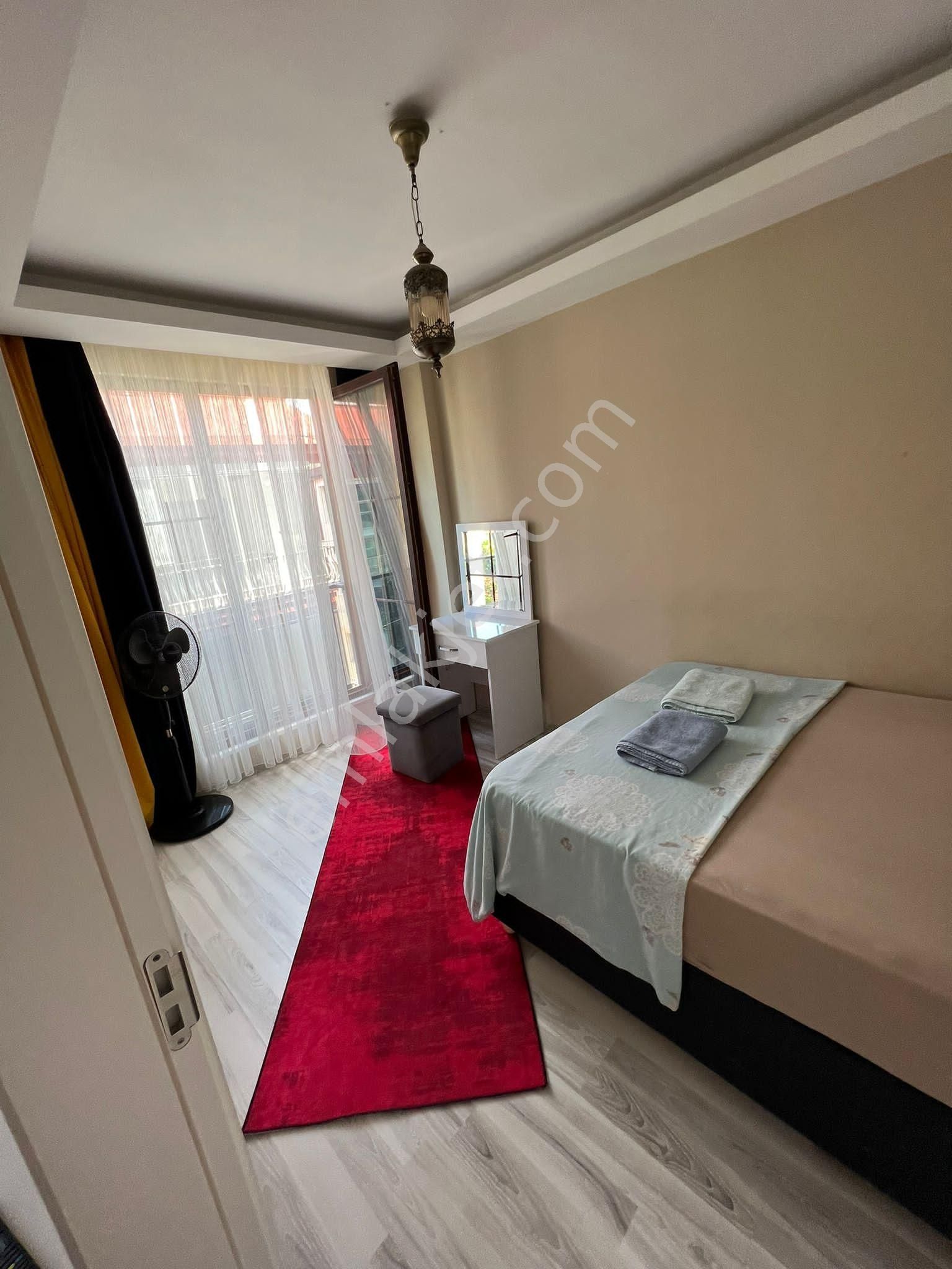 Samsun Atakum Deniz Manzaralı Günlük Kiralık Daire  samsun atakum sahilde 1+1 ful eşyalı sahile 50m mesafede lüxs aileye uygun günlük kiralık daireler