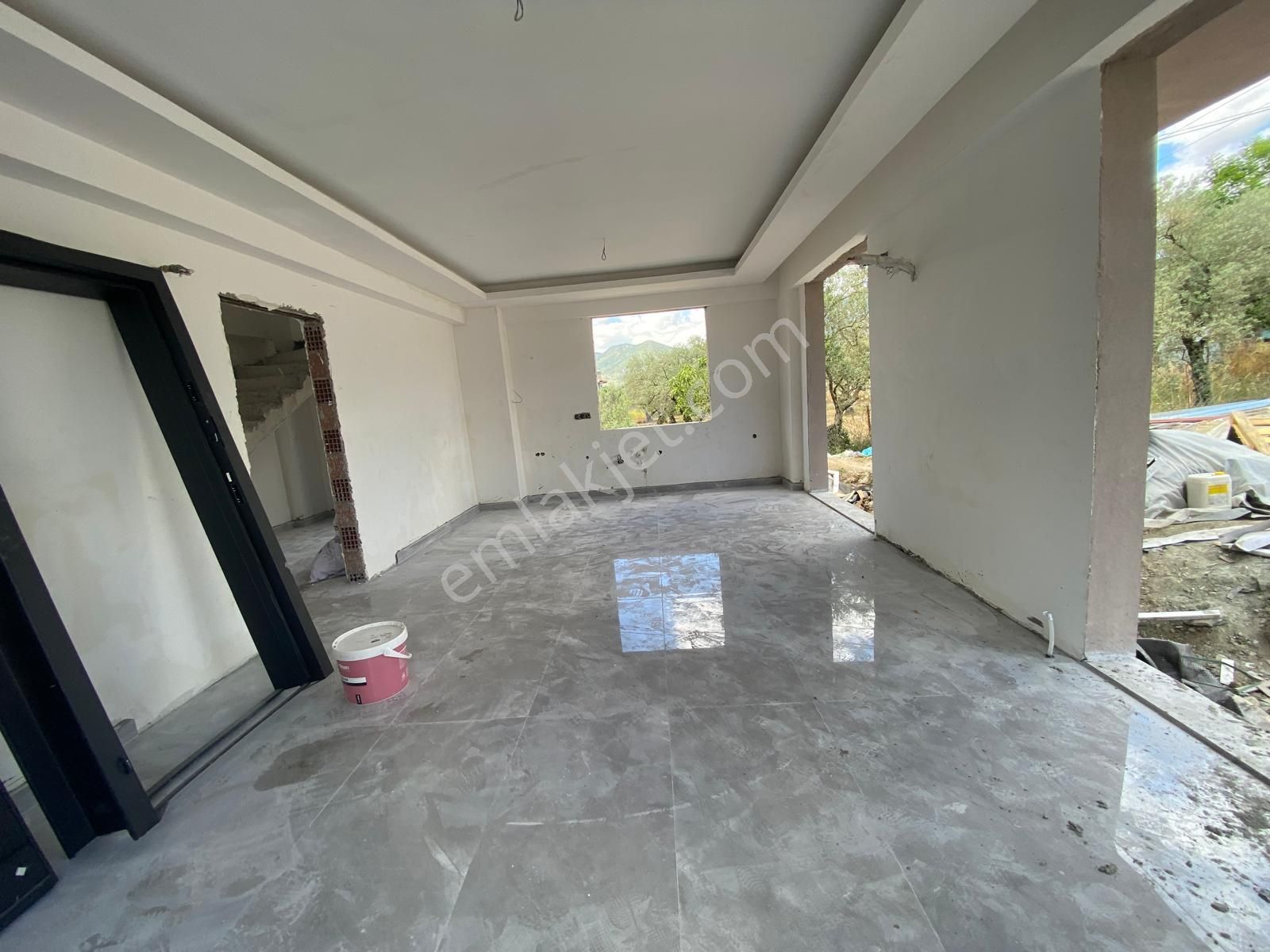 Goldhouse Dan Satılık Yeşilüzümlü De 275m² Arsa İçinde 4+1 Villa - Görsel 8