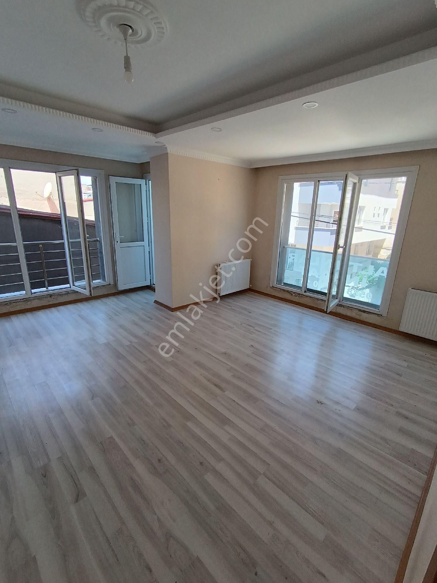 Başakşehir Güvercintepe Kiralık Daire ÖZBU EMLAK GAYRİMENKUL'DEN 2+1 95 M²