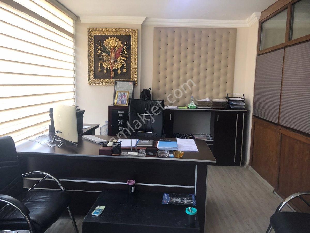 Kocaeli İzmit Kiralık Ofis ALİKAHYA FATİH MAH.  105 M2 KİRALIK DÜKKAN