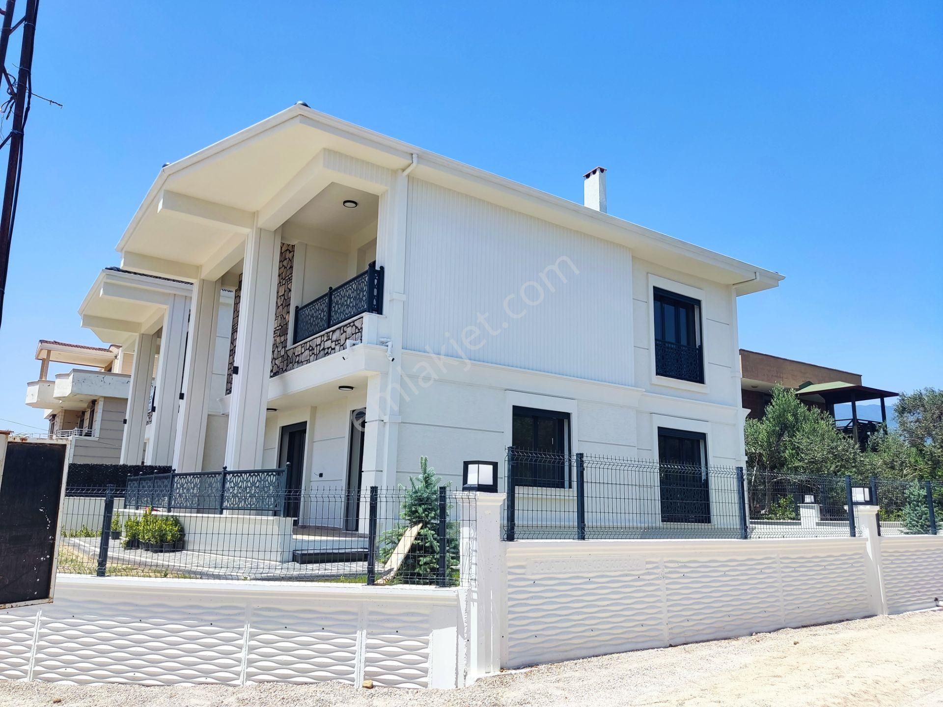 Edremit Zeytinli Satılık Villa  ▇AKÇAY ARTI EMLAK'TAN ZEYTİNLİ'DE 4+1 MUHTEŞEM ULTRA LÜX VİLLA