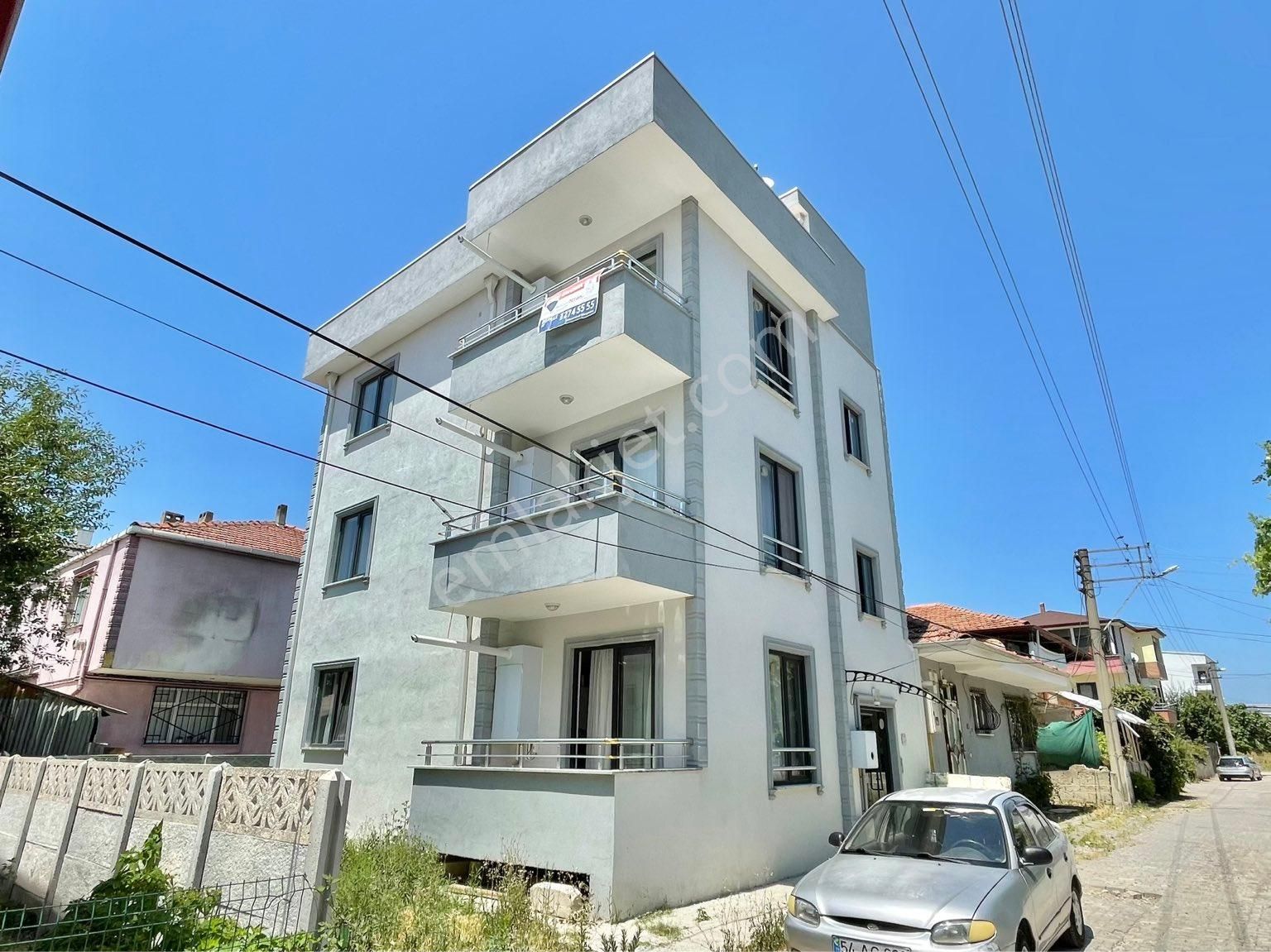 Adapazarı Güneşler Merkez Satılık Daire GÜNEŞLER MERKEZ DE TERAS KULLANIM ALANLI 2+1 DAİRE