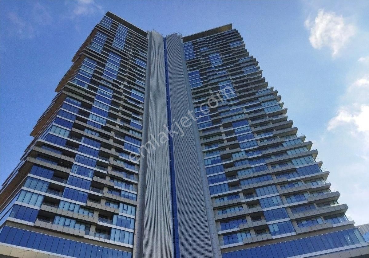 Çankaya Oran Satılık Daire One Tower 15.kat eşyaları ile birlikte 2+1 satılık daire