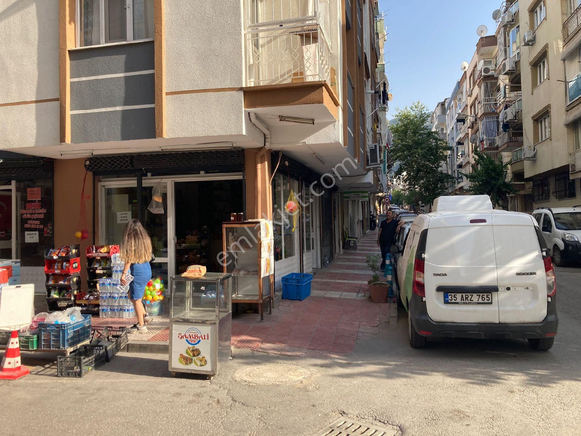 Şehzadeler Sakarya Satılık Dükkan & Mağaza Turpa On Atlas'tan Sakarya Mahallesinde Satılık Köşe Dükkan 
