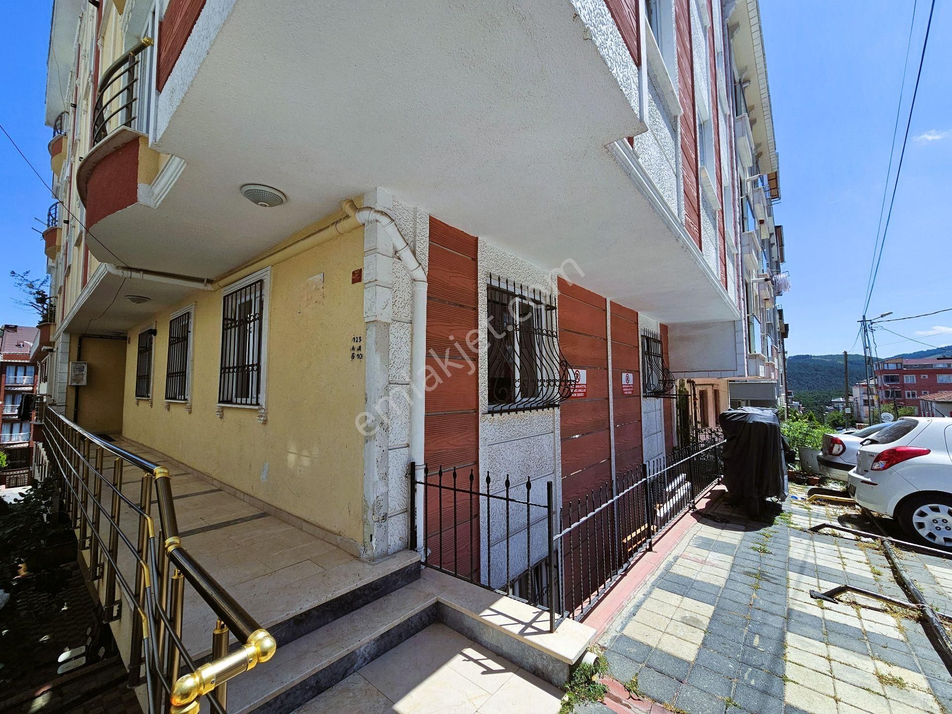 Sancaktepe Fatih Kiralık Daire  Doğan Emlak 'tan Ortadağ 'da Kiralık 2+1 Arakat Ön Cephe Daire