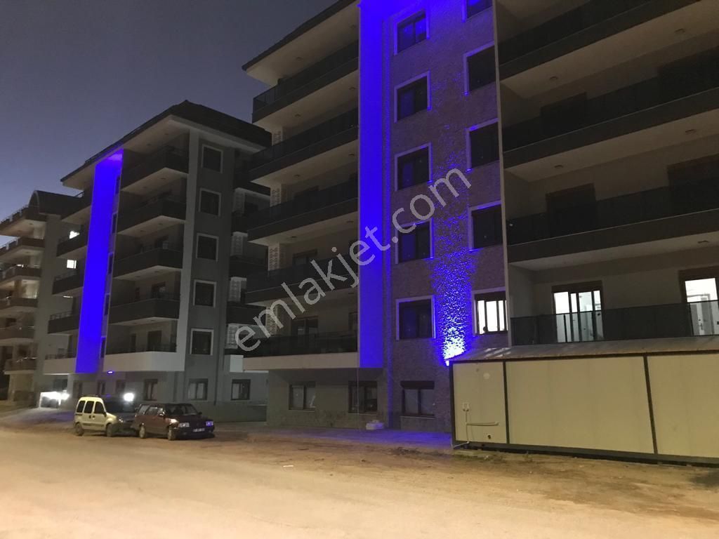 Alanya Çıplaklı Satılık Daire  ÇIPLAKLIDA SATILIK 2+1 AYRI MUTFAK 120 M2 DAİRE