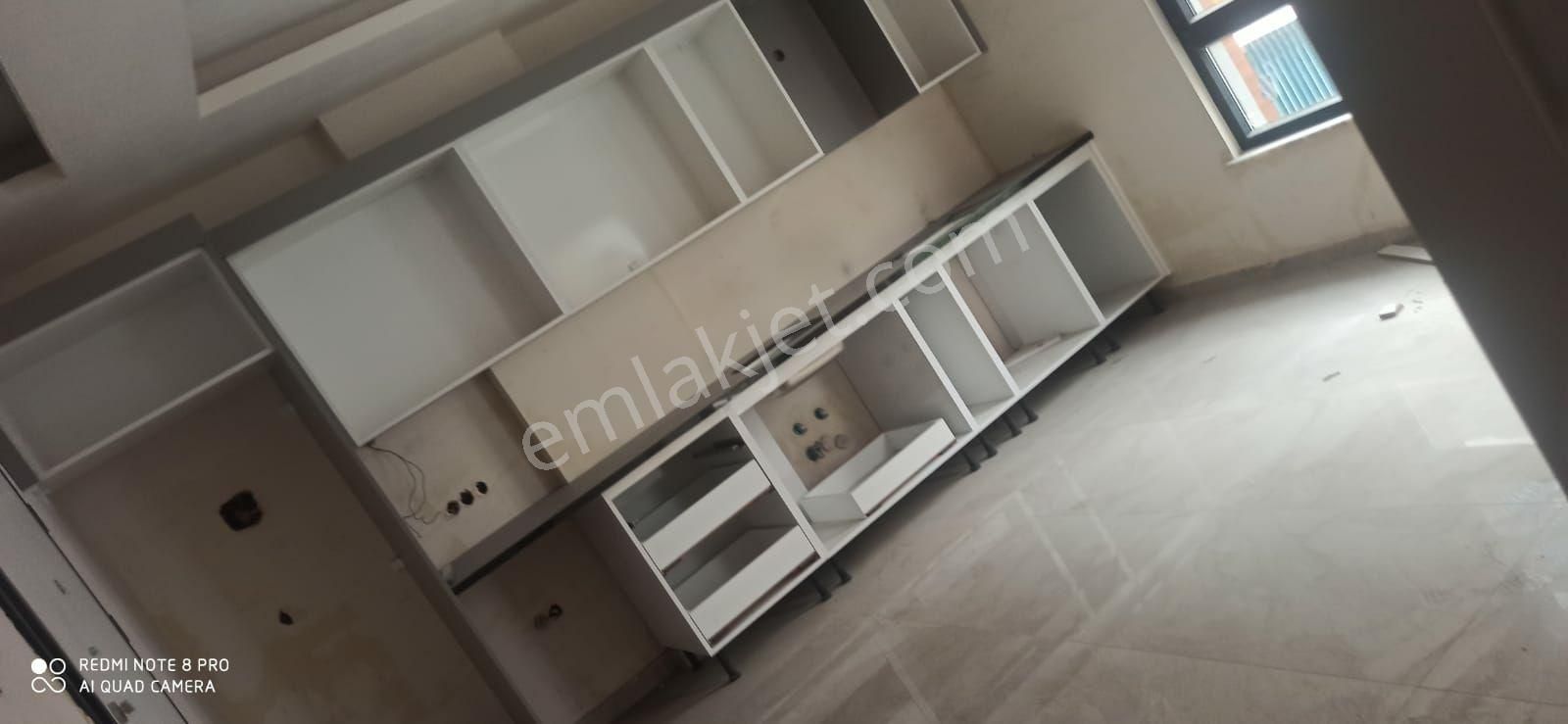 Alanya Güller Pınarı Satılık Daire ALANYA GÜLLERPINARI MAH.DENİZE 50M SATILIK SIFIR  DAİRE