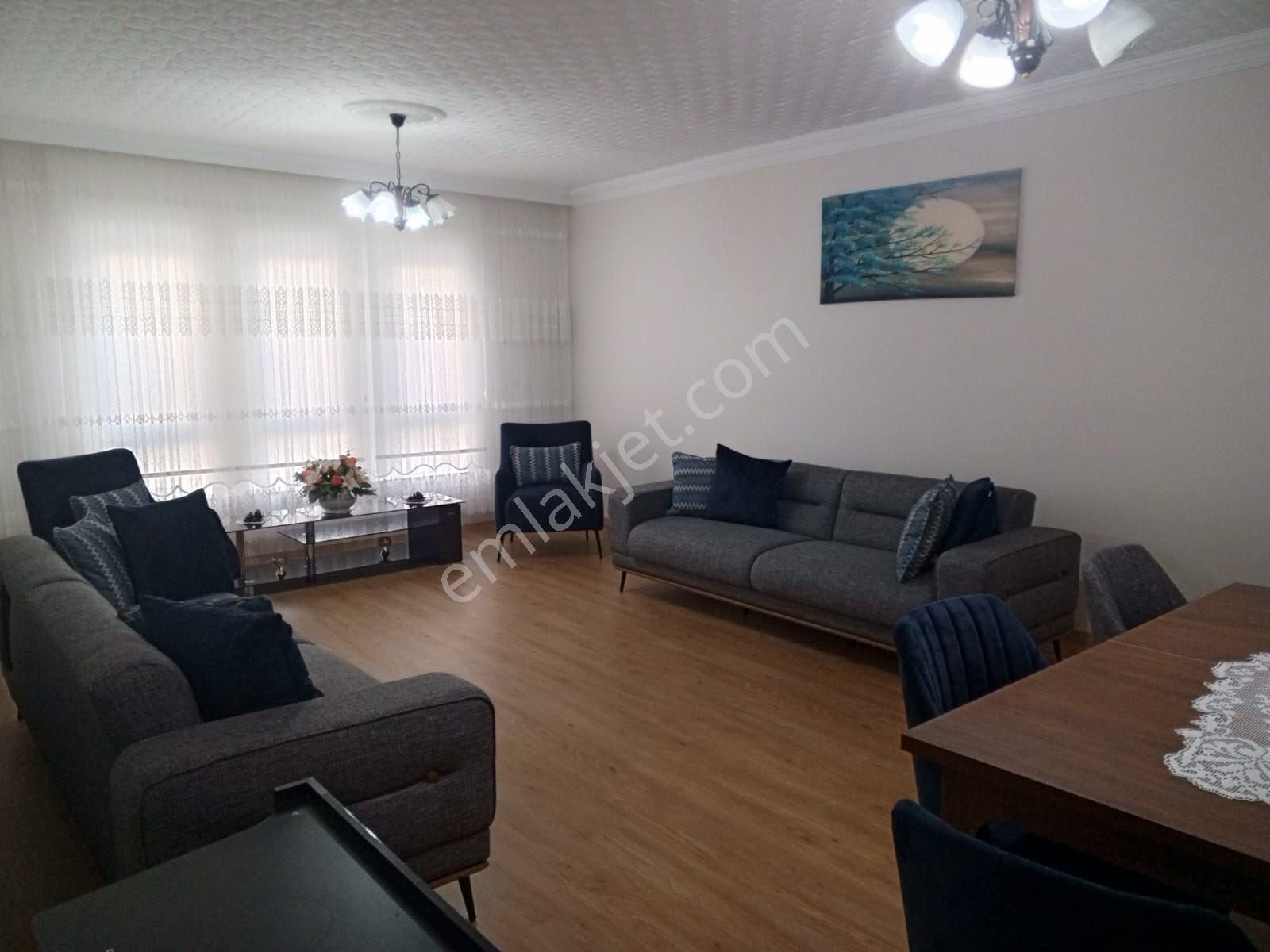 Polatlı Şehitlik Kiralık Daire Şehitlikte 4+1 200 metrekare