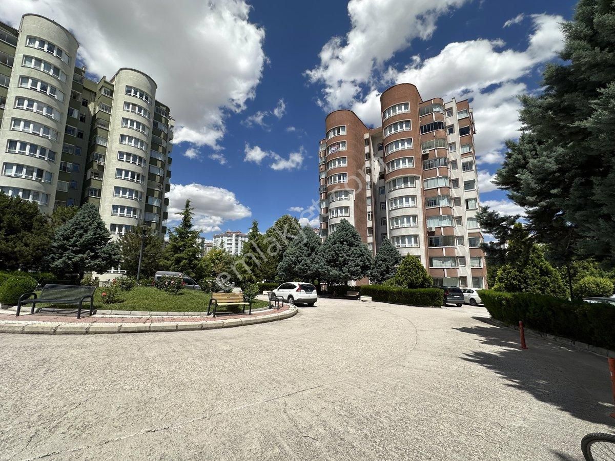 Etimesgut Yavuz Selim Satılık Daire Yavuz Selim Mah. Atadostlar Sitesi Arakat Yapılı Satılık 3+1