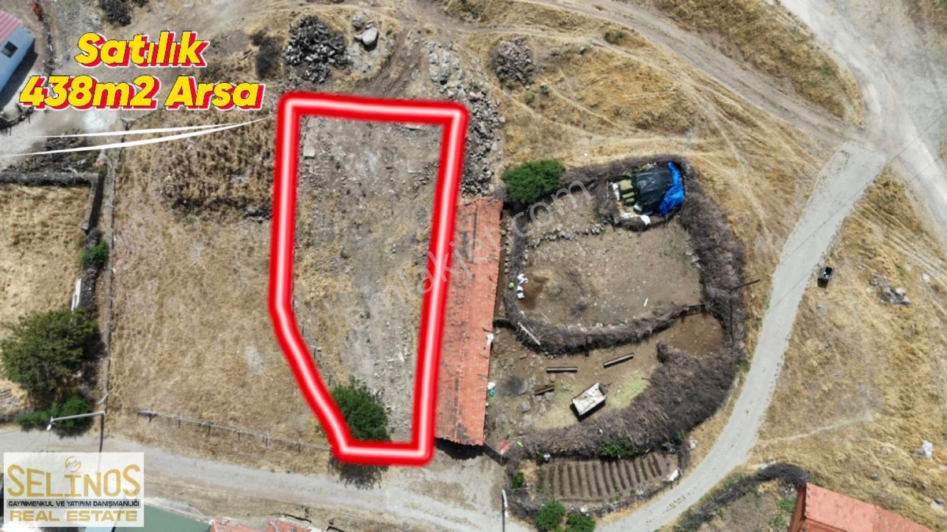 Bergama Gaylan Satılık Bağ & Bahçe Gaylan köyünde 438 m2 İmarlı arsa