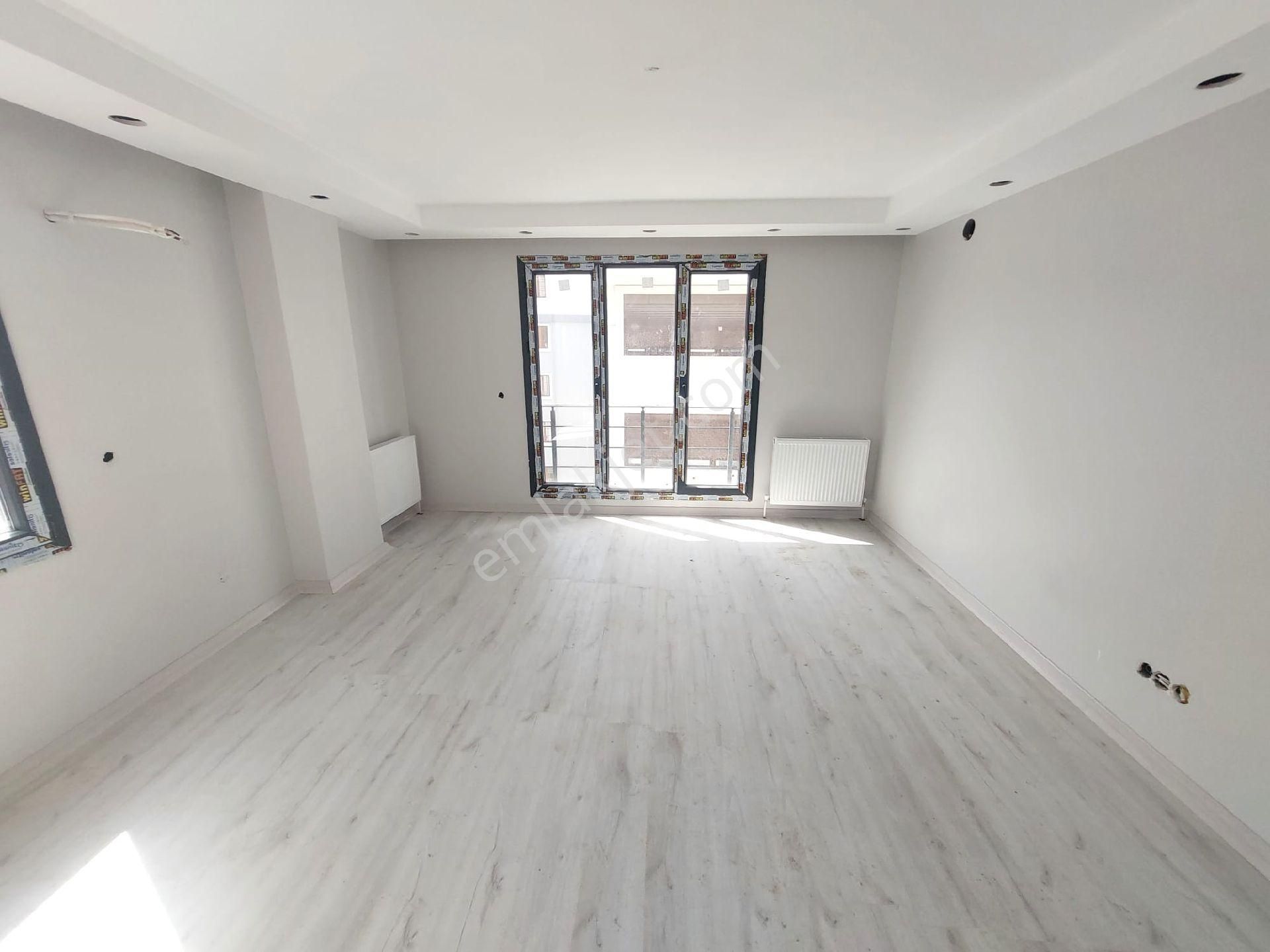 Kadıköy Bostancı Satılık Daire  CK'DAN SIFIR BİNADA BOŞ 2+1 SATILIK DAİRE