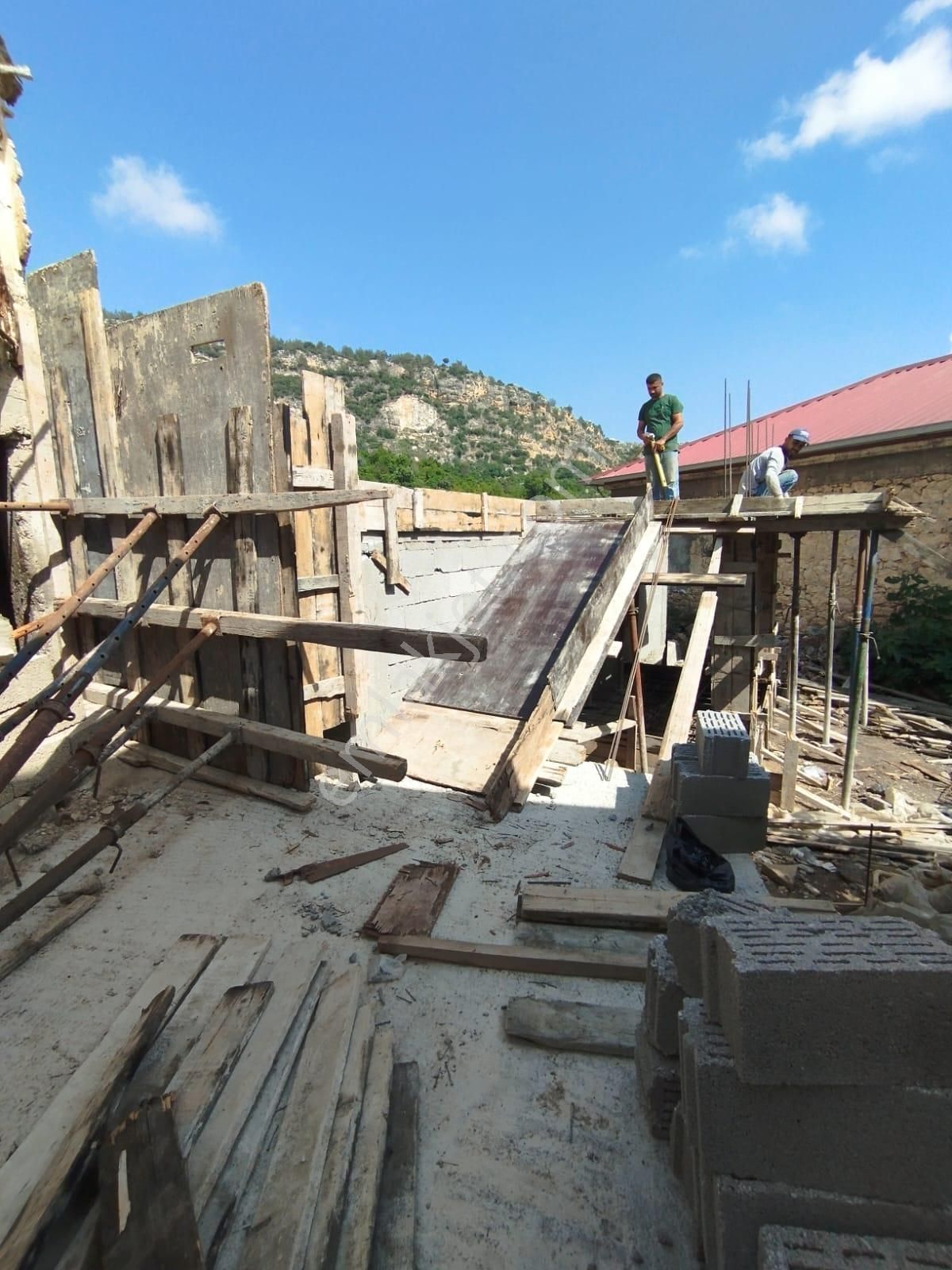 Yenişehir Karahacılı Satılık Konut İmarlı  MEHMET YETKİNDEN MERSİN KARAHACILI MAHALSİNDE ARSA VE YERLEŞKESİ