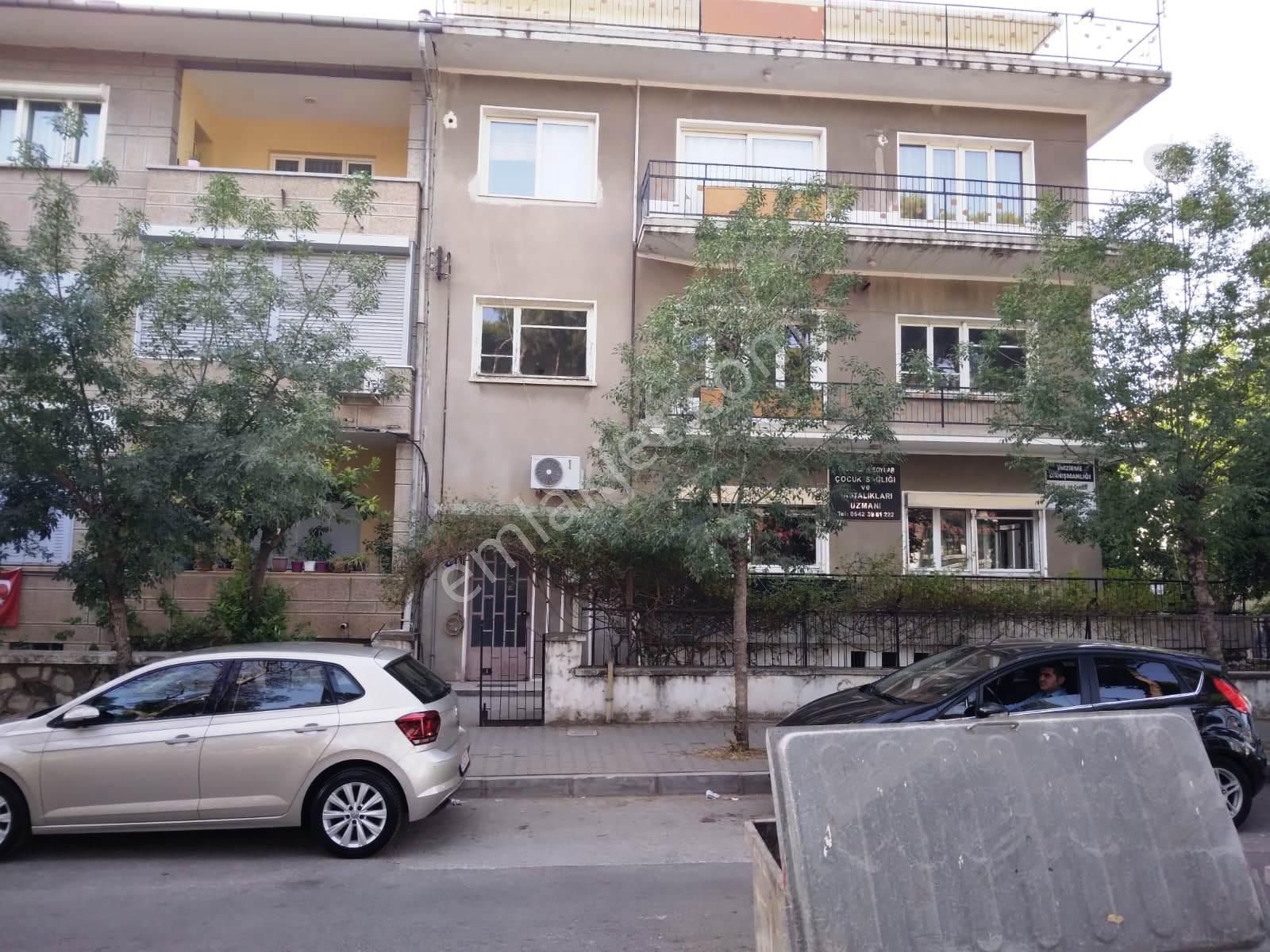 Tire Hürriyet Kiralık Daire Hürriyet Mahallesi Atatürk Parkı Altı Ali  Okan Caddesi