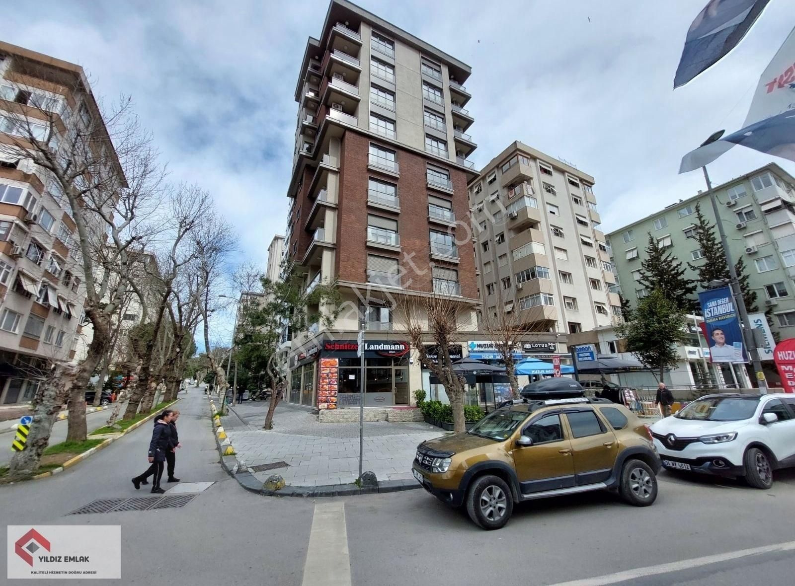 Kadıköy Erenköy Satılık Daire  ERENKÖY'DE SATILIK 3+1 DAİRE MİNİBÜS CAD.ÜZERİ YILDIZ EMLAK'TAN