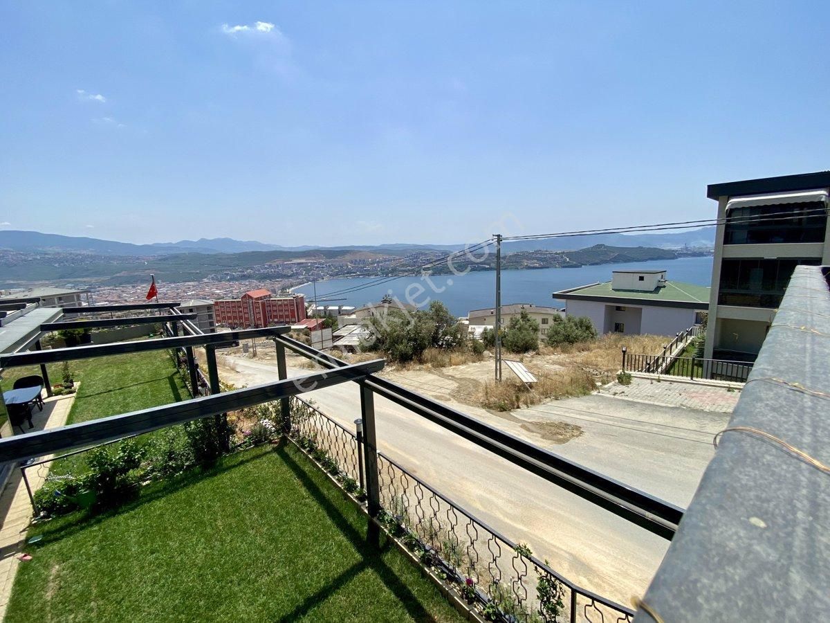 Gemlik Cumhuriyet Satılık Daire REMAX BEYAZ MANASTIR'DA DENİZ MANZARALI BAHÇE KATI 2+1