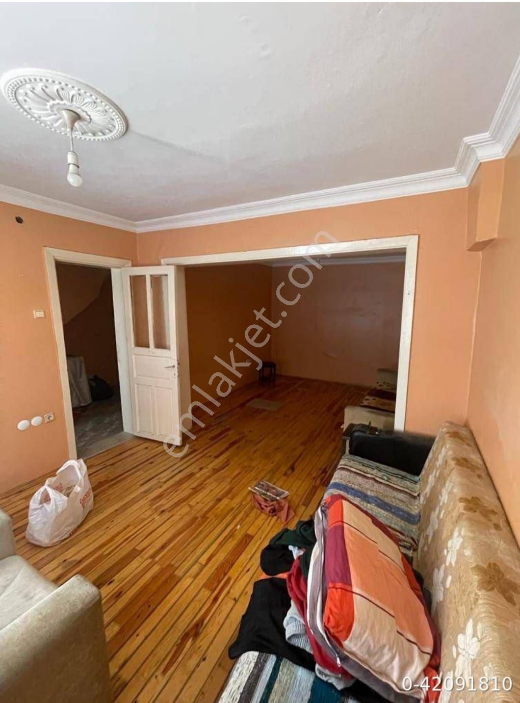 Bayrampaşa Altıntepsi Kiralık Daire Bayrampaşa Altıntepsi 2+1 düz giriş 85 metrekare komple doğalgazda