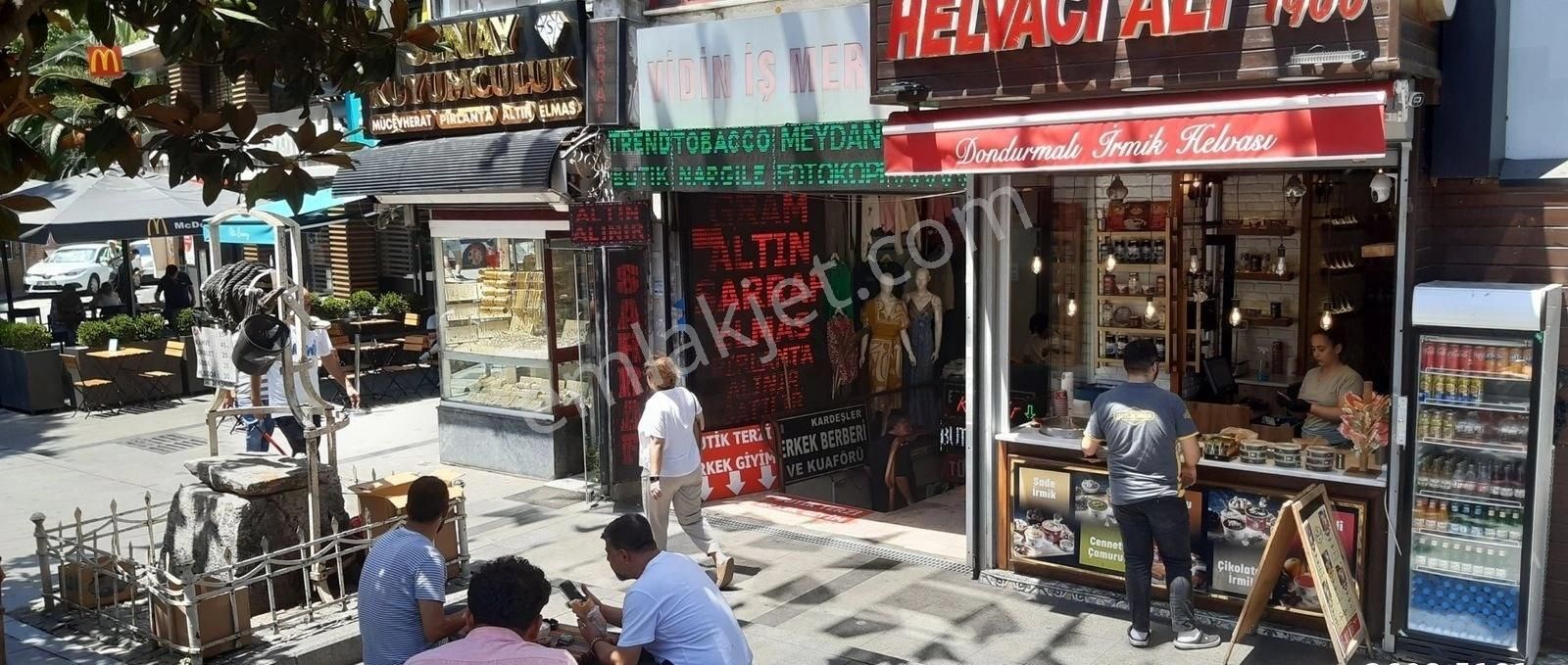 Beşiktaş Sinanpaşa Satılık Dükkan & Mağaza Beşiktaş Meydanında Vidin İş Merkezinde Dükkan