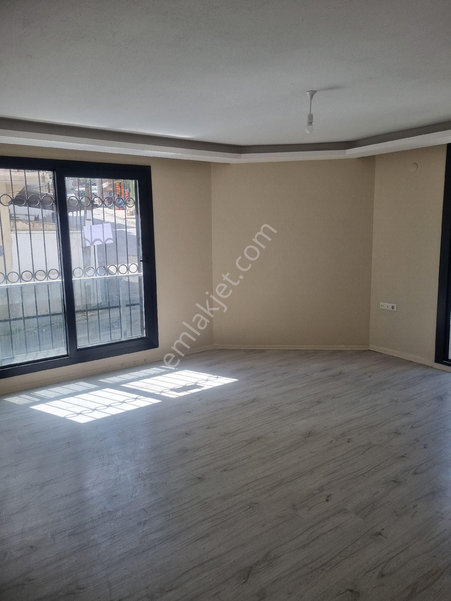 Bayraklı Muhittin Erener Kiralık Daire BAYRAKLI ŞEHİR HASTANESİ YAKINI 2+1 80M2 