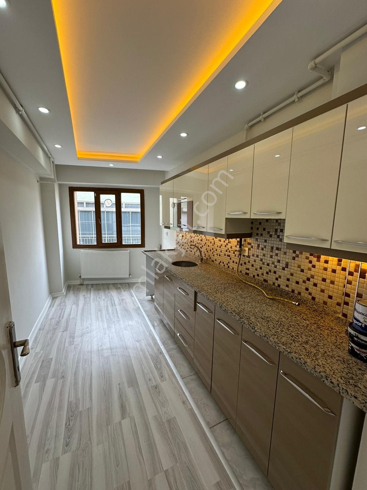 Yunusemre Barbaros Satılık Daire  MANİSA SATILIK BARBAROS MAH.3+1 180M²FULL LÜX ÇATI DUBLEX