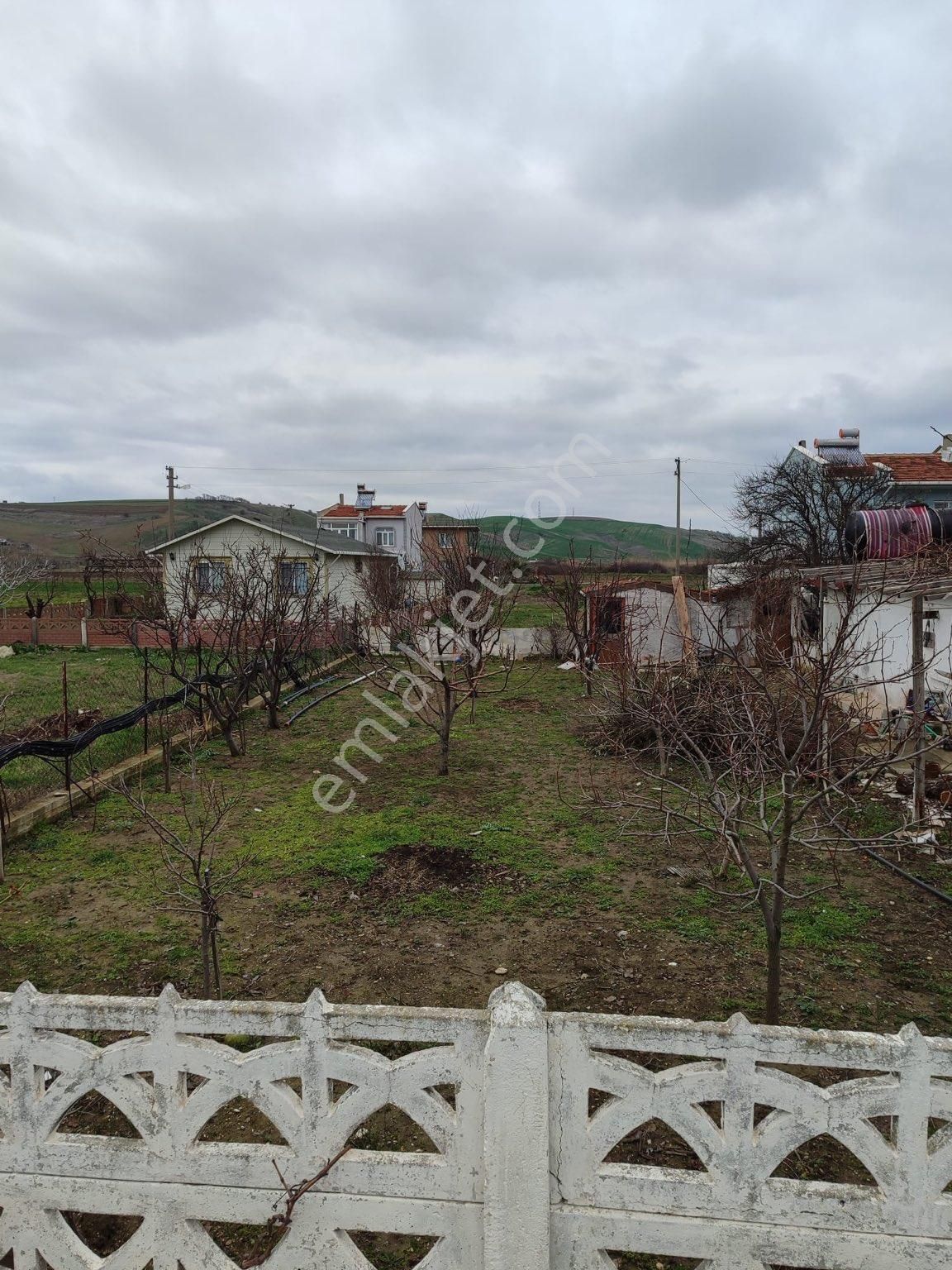 Gelibolu Yazıcızade Satılık Villa İmarlı  GELİBOLU EĞRİTAŞ BÖLGESİNDE SATILIK VİLLA ARSASI 296 M2