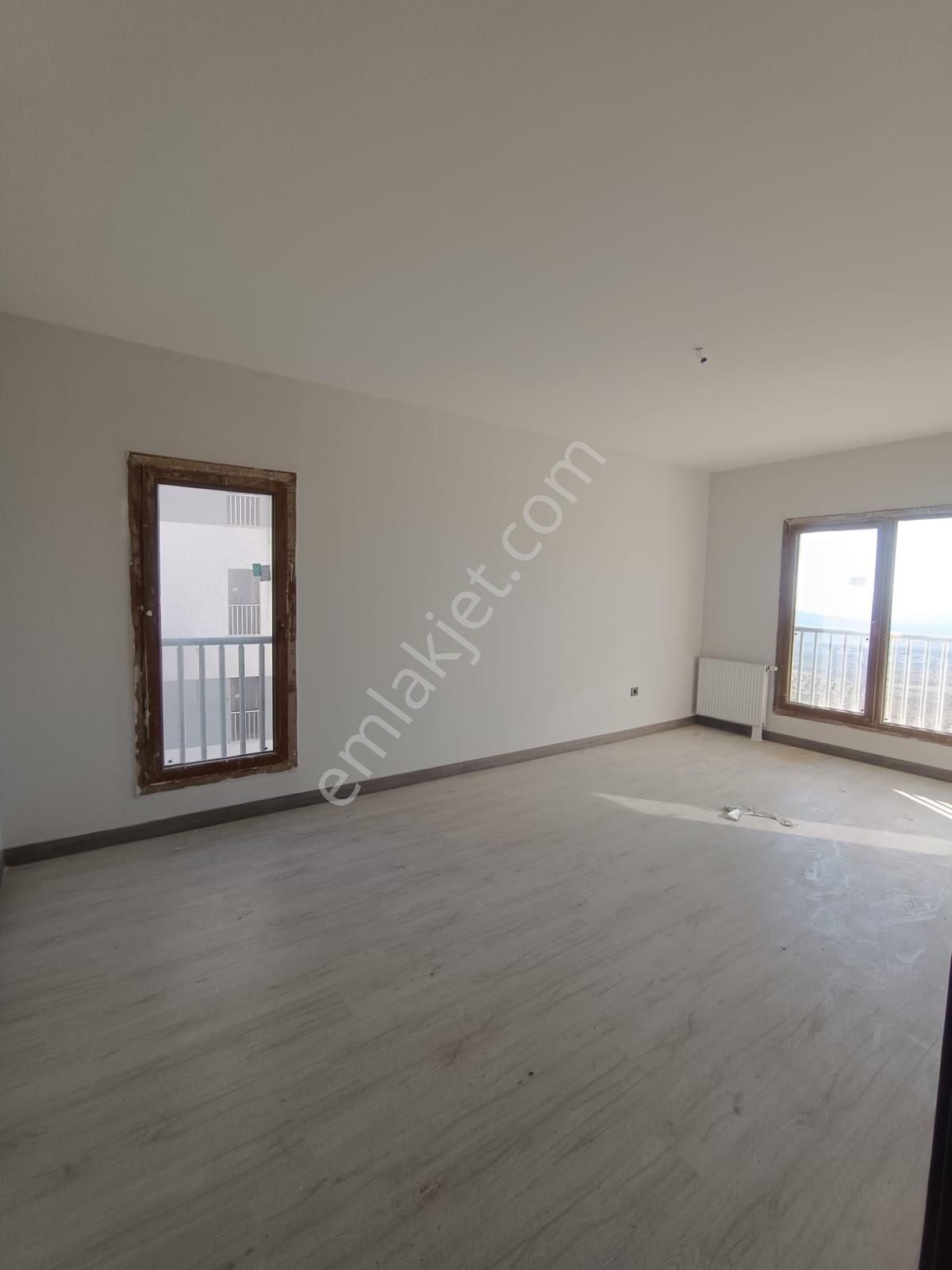 Kilis Merkez Ekrem Çetin Kiralık Daire A&K EMLAK 3’TEN KİRALIK 2+1 SIFIR DAİRE