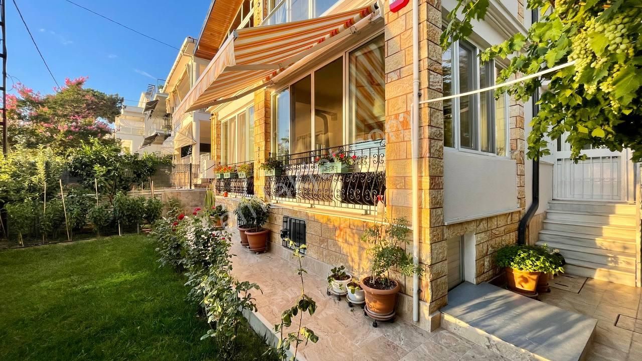 Büyükçekmece Bahçelievler De 4+2 Satılık Villa Full Deniz Manzaralı - Görsel 32