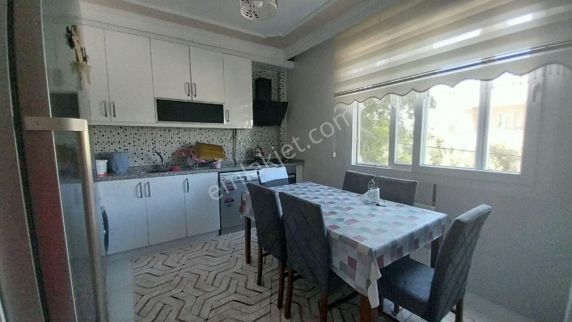 Levent Mh Satılık Köşebaşında 2katlı Bahçeli Müstakil - Görsel 14