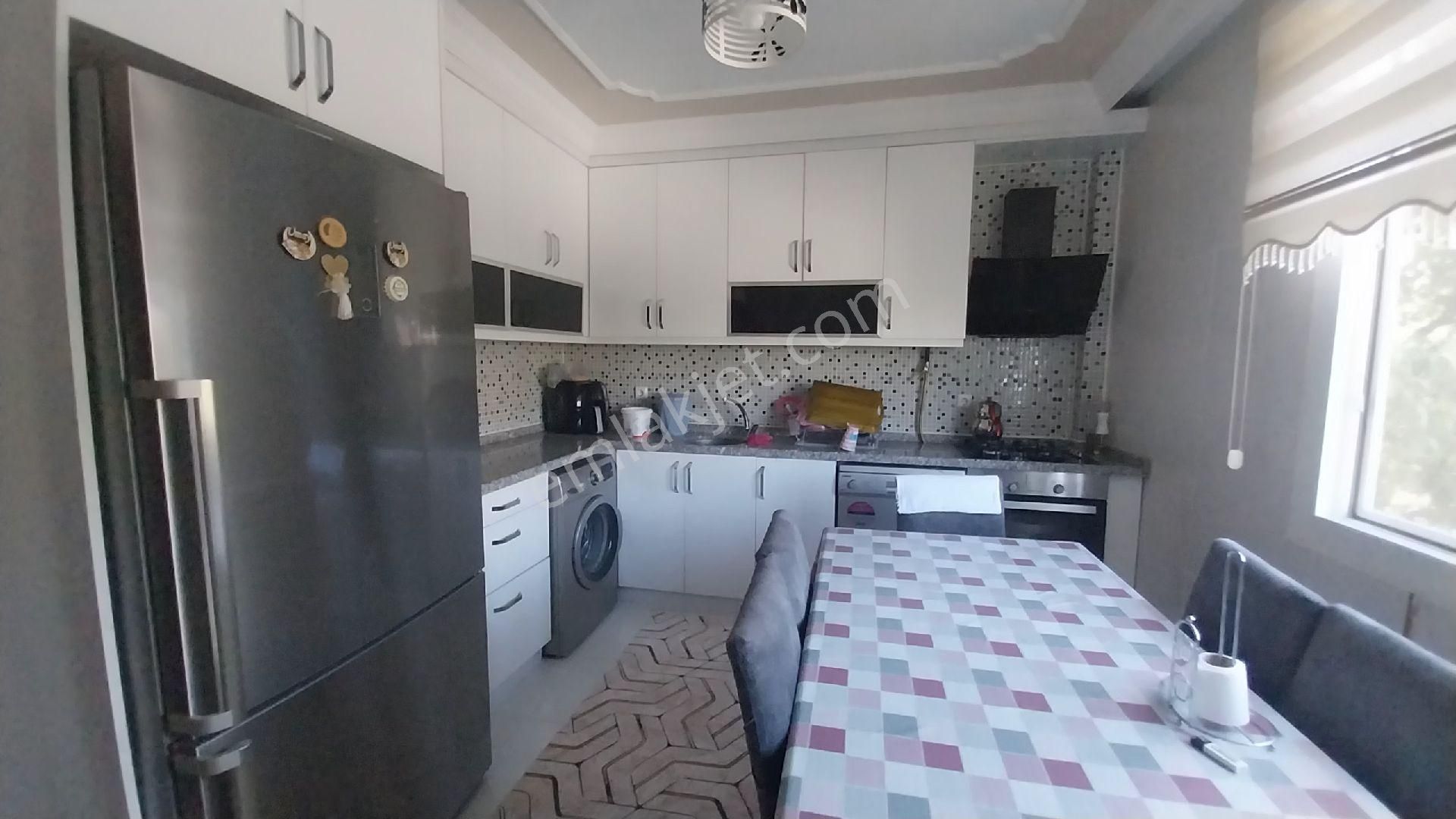 Levent Mh Satılık Köşebaşında 2katlı Bahçeli Müstakil - Görsel 13