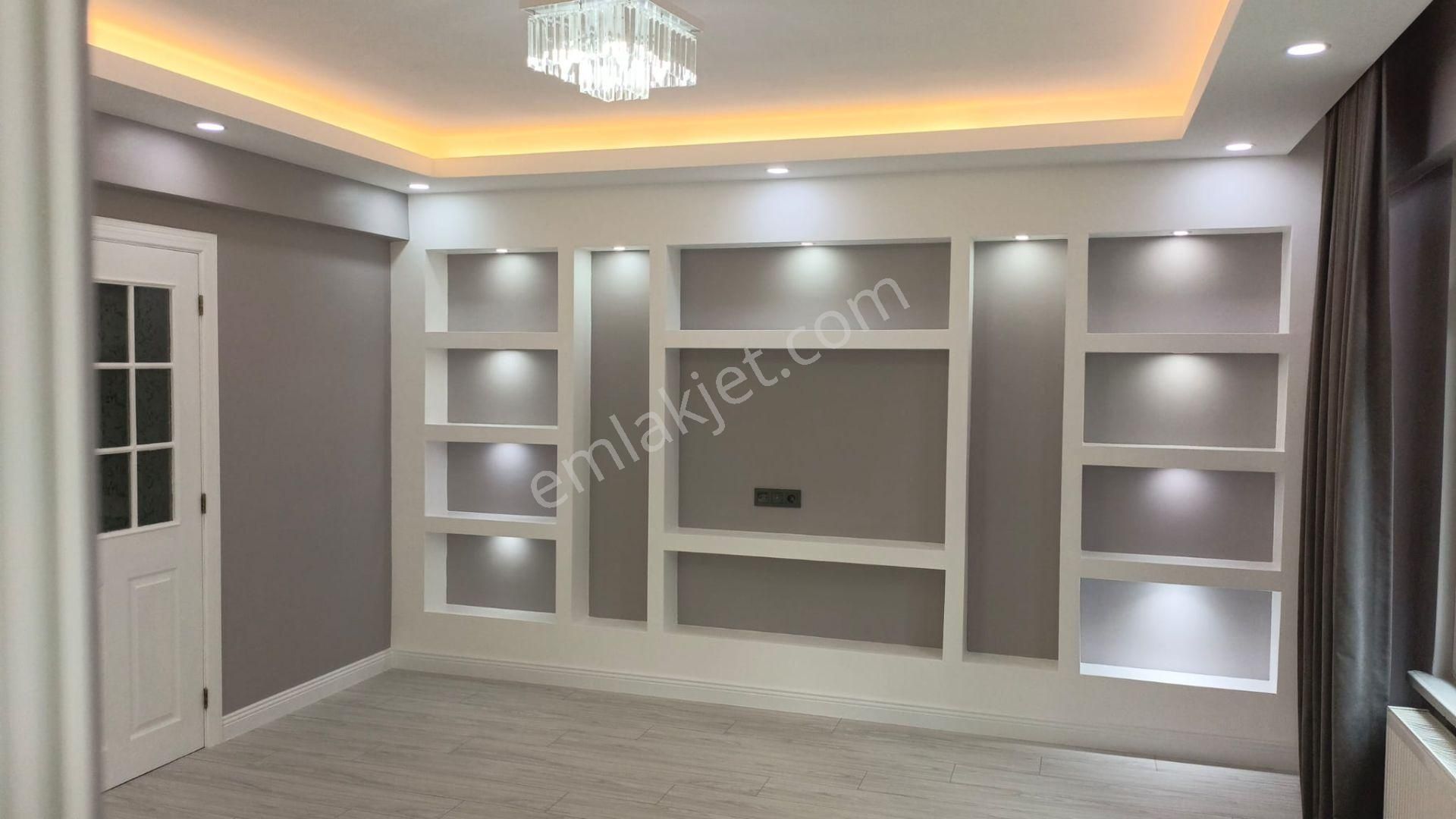 Pendik Güzelyalı Satılık Daire  GÜZELYALI GÜVEN EMLAKTAN MERKEZİ KONUM ACİL SATILIK 4+2 DUBLEX DAİRE