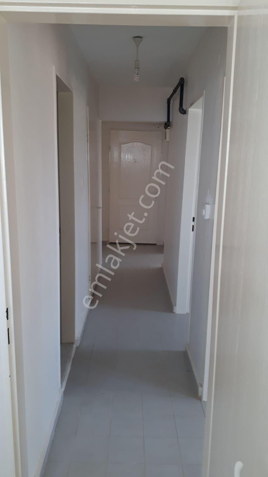 Bornova Evka 4 Kiralık Daire  BORNOVA EVKA4 KİRALIK DOĞALGAZLI DAİRE