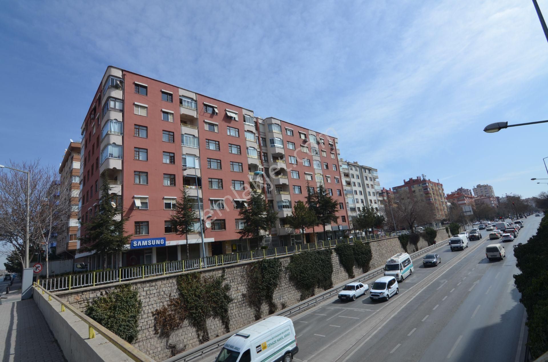 Selçuklu Feritpaşa Kiralık Dükkan & Mağaza  TALHA TOZDUMANDAN SİLLE BATTIÇIKTISNA CEPHE/BAKIMLI 40M2 KİRALIK