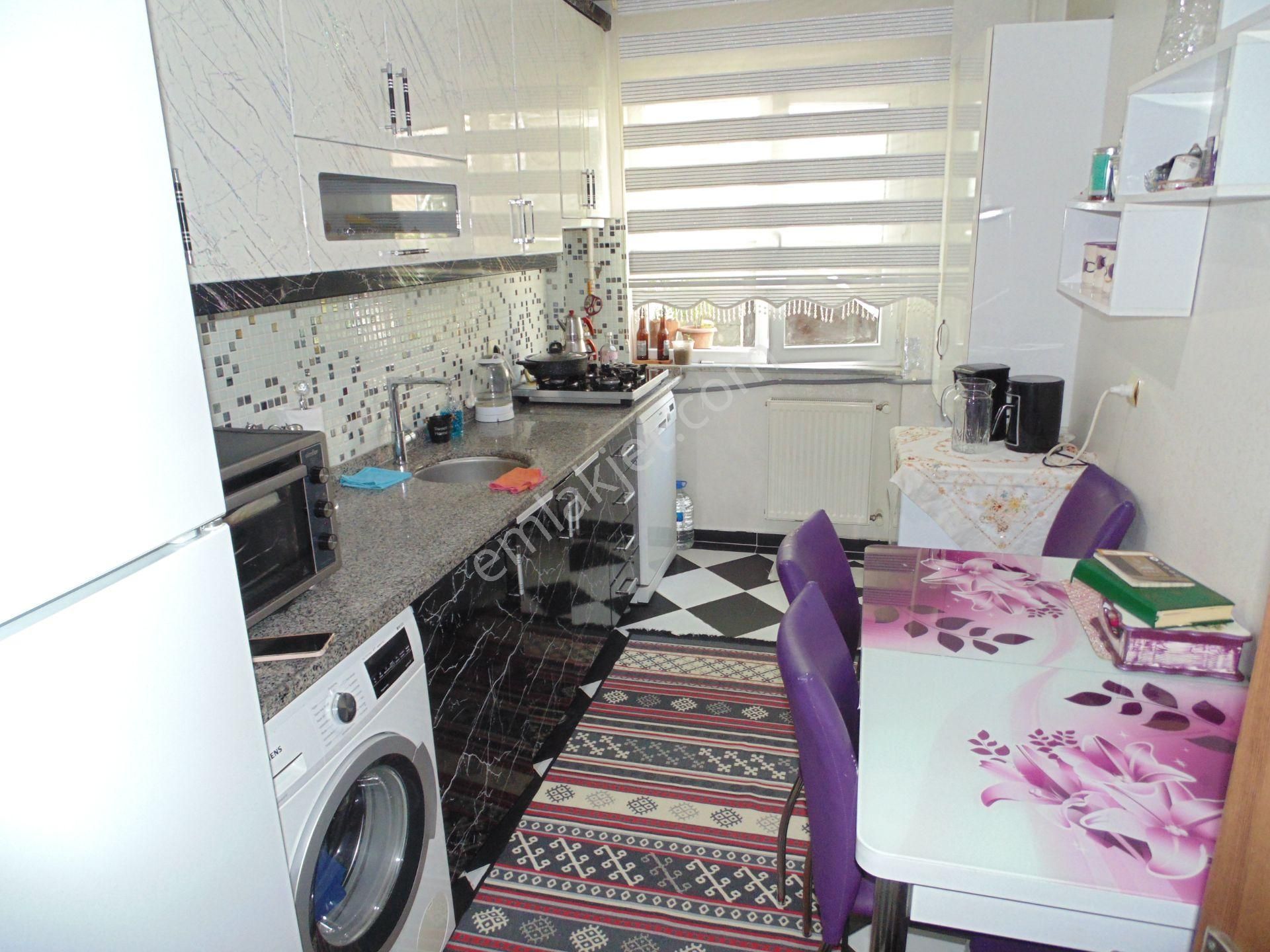 Bahçelievler Kocasinan Merkez Satılık Daire BAHÇELİEVLER KOCASİNAN SATILIK DAİRE 2+1 90m2 2 KAT 