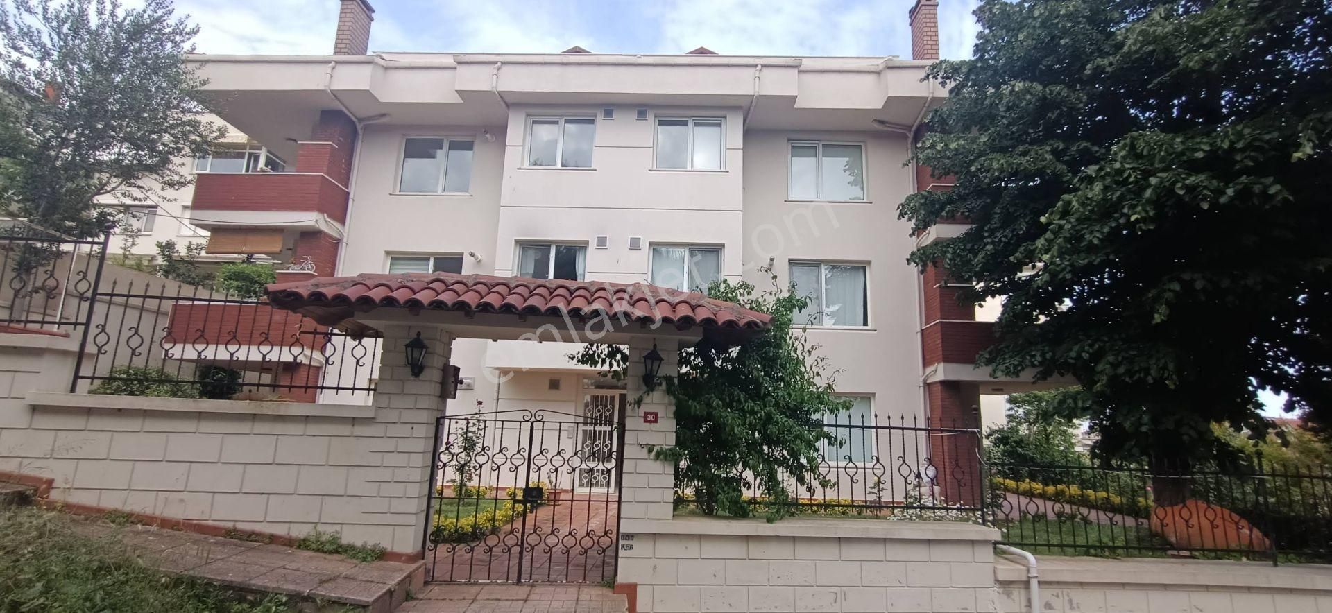 Adalar Heybeliada Satılık Daire HEYBELİADA SATILIK DUBLEKS DAİRE