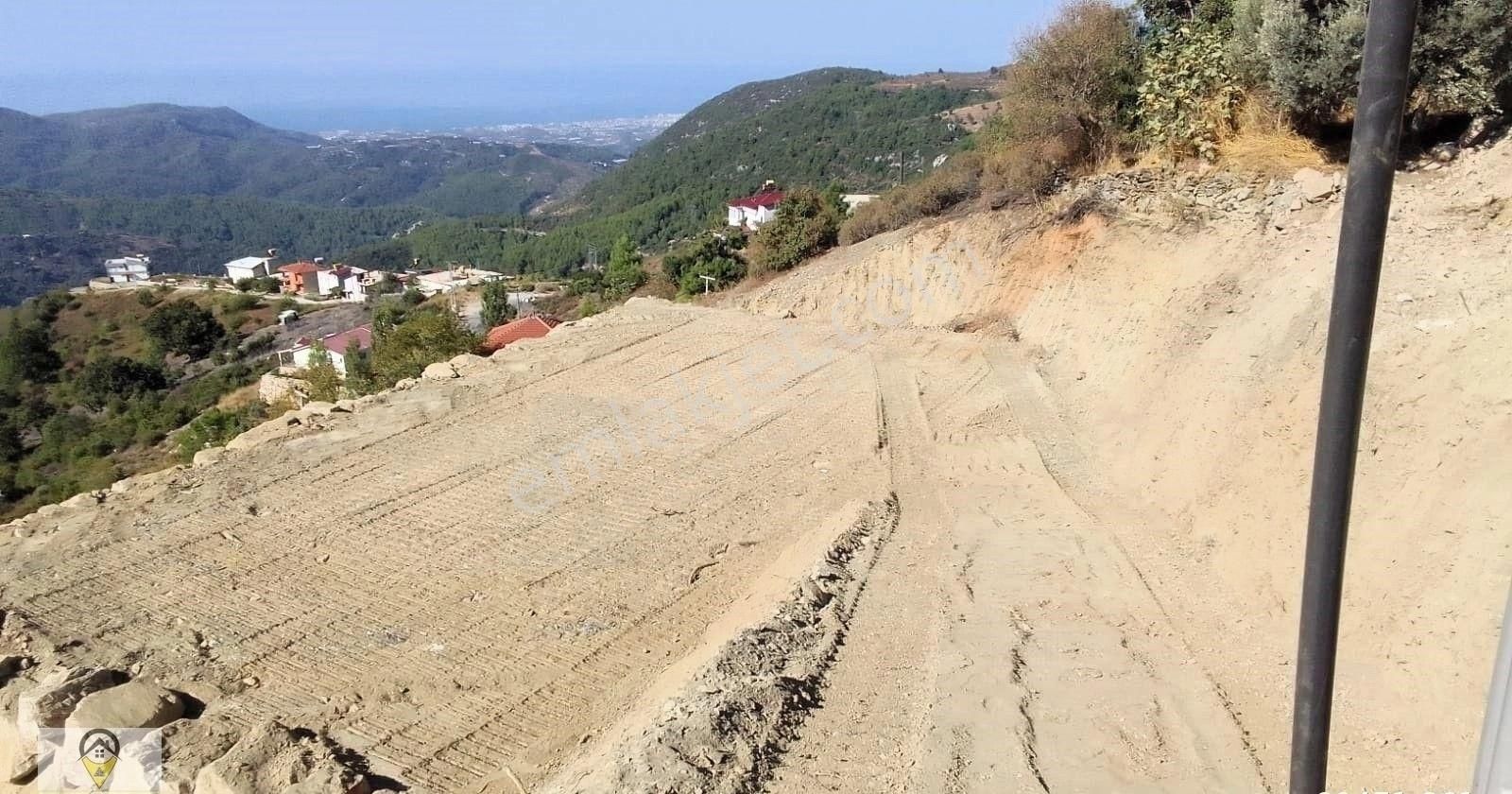 Alanya Mahmutseydi Satılık Tarla ALANYA MAHMUTSEYDİ MAH SATILIK VİLLA ARSASI DENİZ MANZARALI