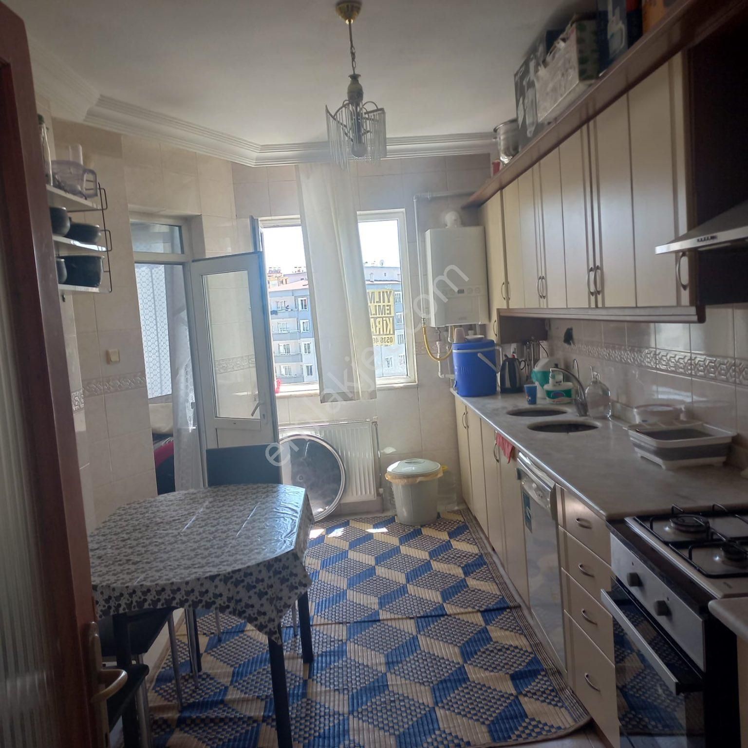 Şahinbey Şahintepe Kiralık Daire Karataş 2.Bölge Kiralık daire 3+1 Eşyalı