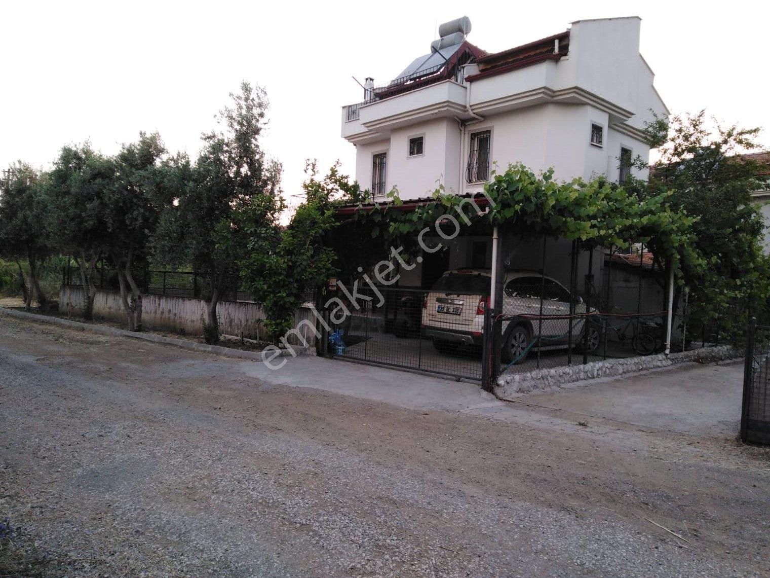 Fethiye Foça Satılık Villa  Stop’tan Fethiye Foça’da 4+1 Satılık Tripleks Villa