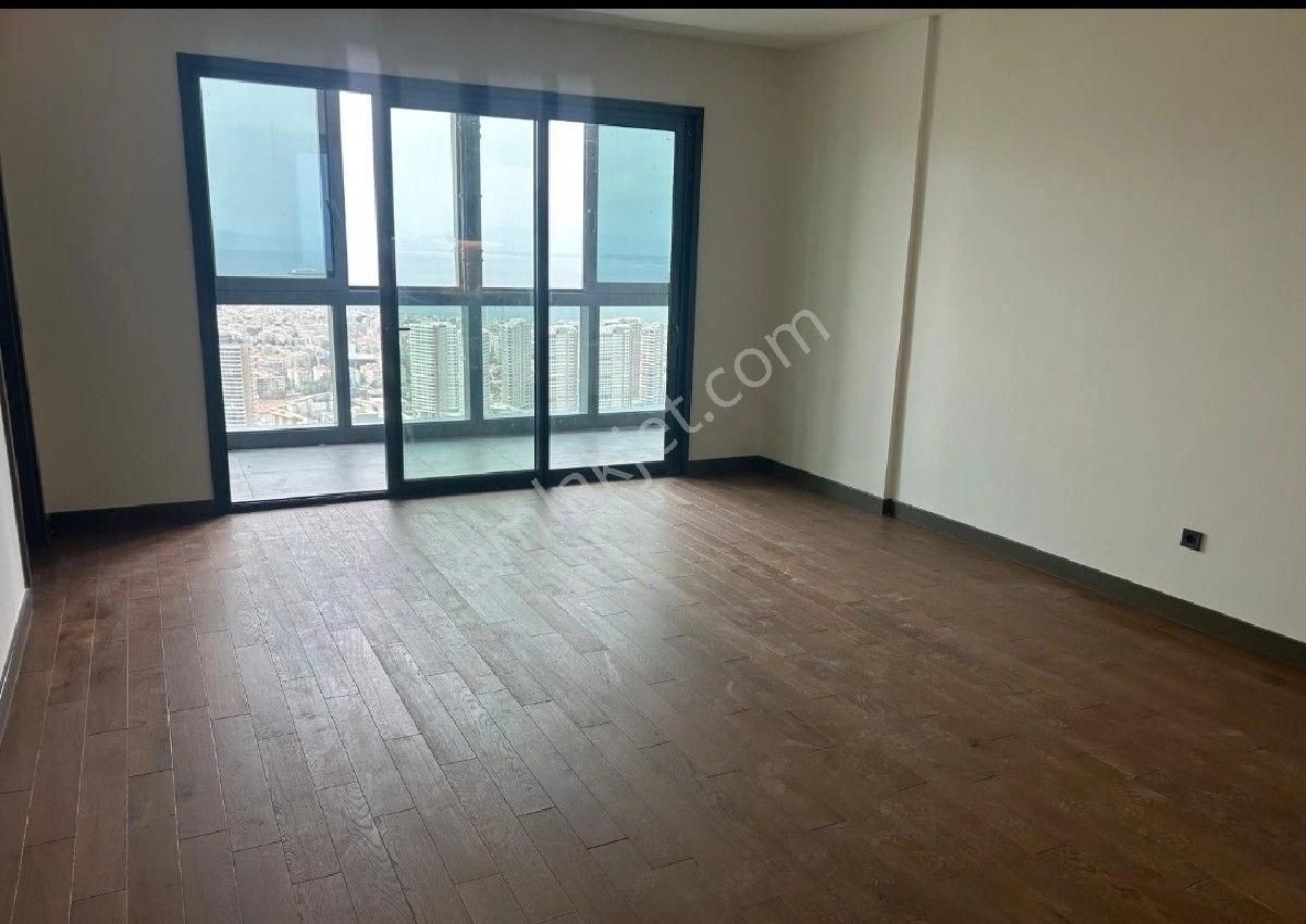 Konak Halkapınar Kiralık Daire 2+1 İzmir mahall Bomonti 44 cü kat kiralık lüks deniz manzaralı